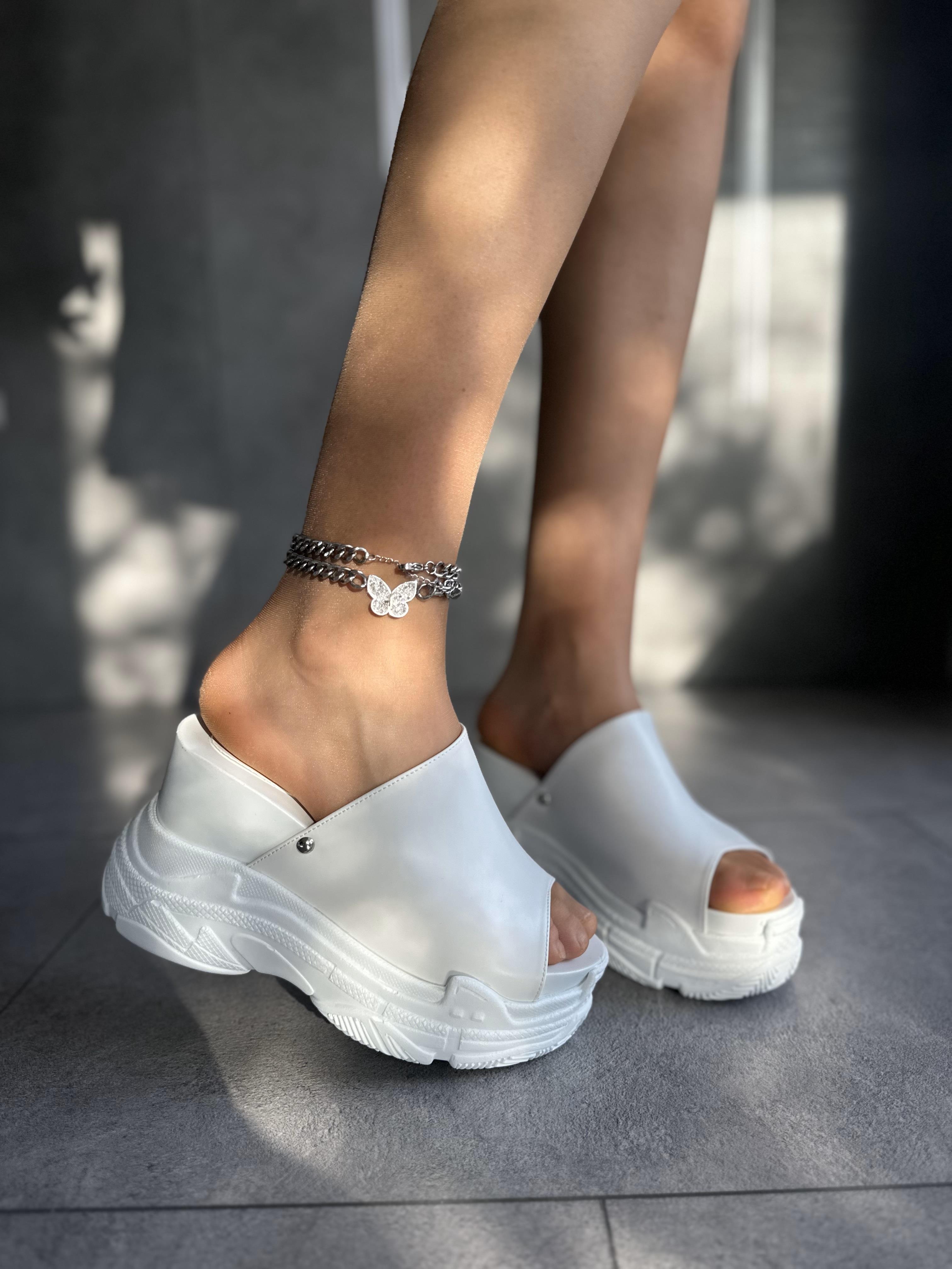 Modanizm Hayes Beyaz Terlik