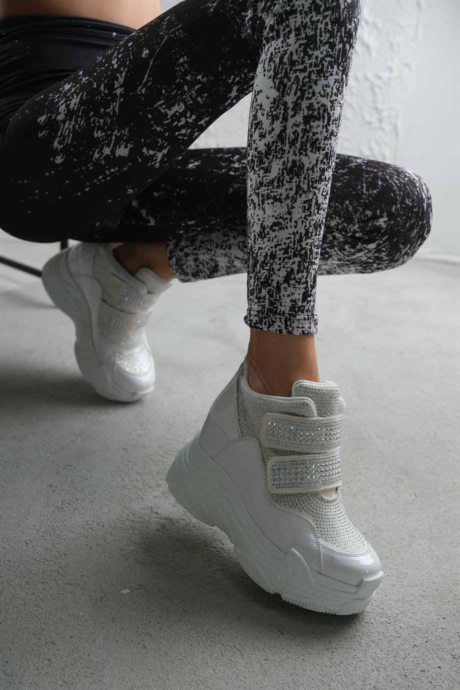 Modanizm Luci Gizli Topuklu Beyaz Spor Ayakkabı