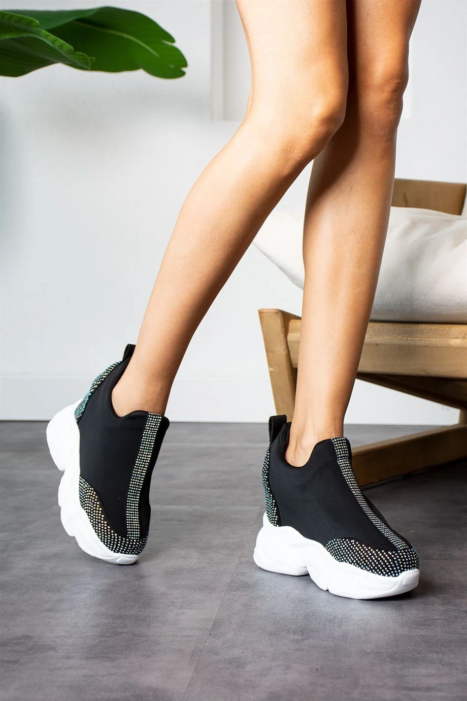 Apollon Siyah Gizli Topuklu Spor Ayakkabı