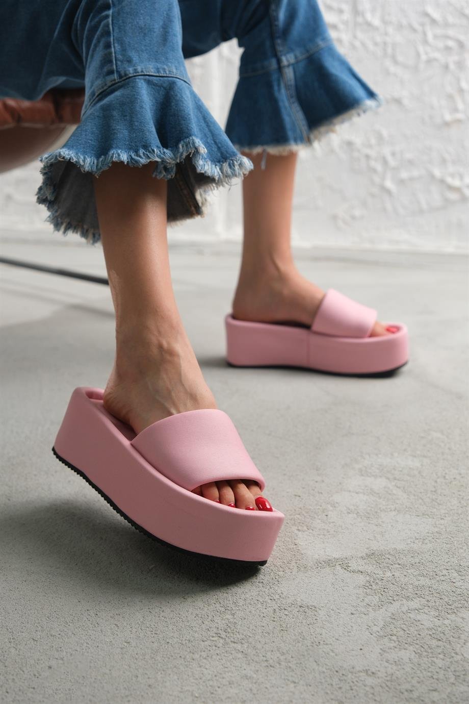 Modanizm Yolandi Pudra Terlik