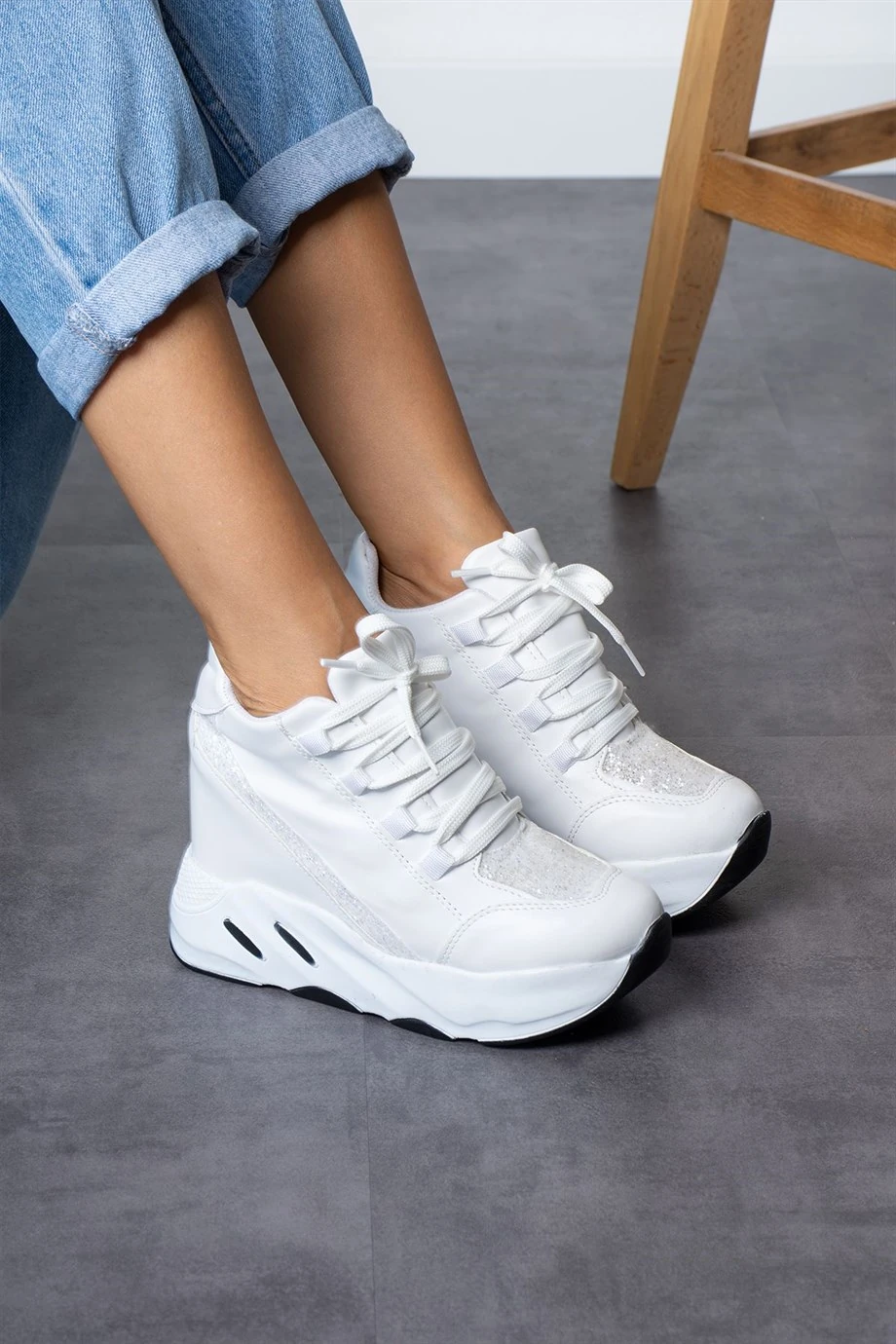 Sindie Beyaz Gizli Topuklu Spor Ayakkabı