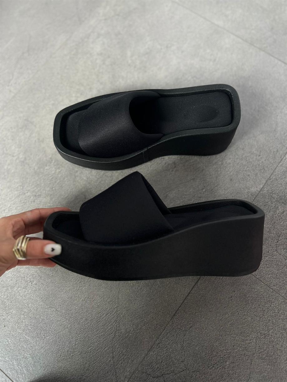 Modanizm Sanadora Dolgu Spor Siyah Terlik