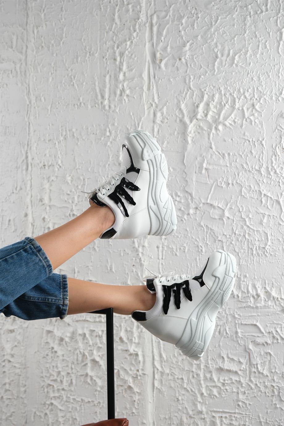 Modanizm Dietz Gizli Topuklu Siyah Spor Ayakkabı