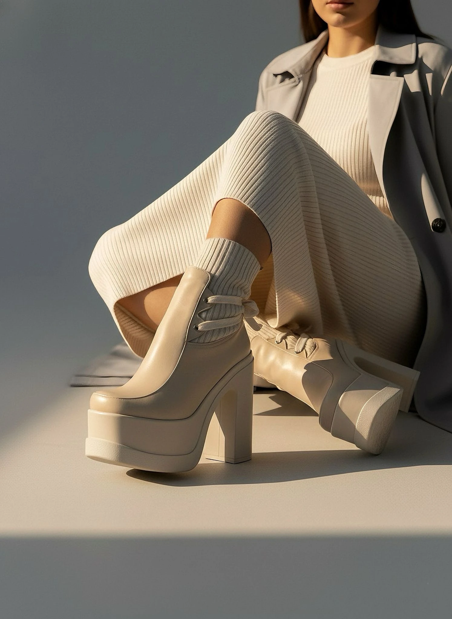 Modanizm Daphne Krem Deri Dolgu Topuklu Bot