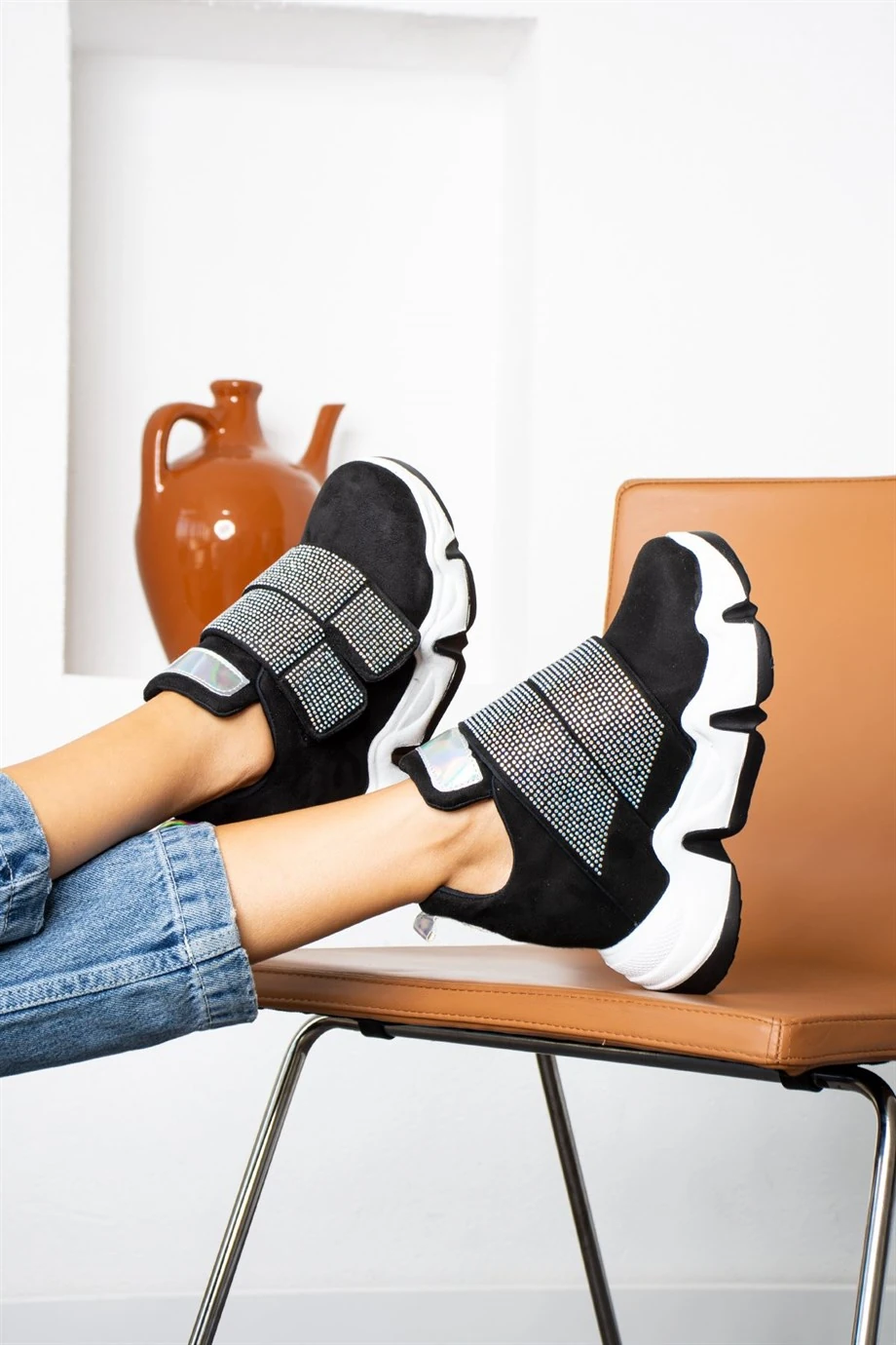 Nyorai Gizli Topuklu Cırtlı Spor Ayakkabı