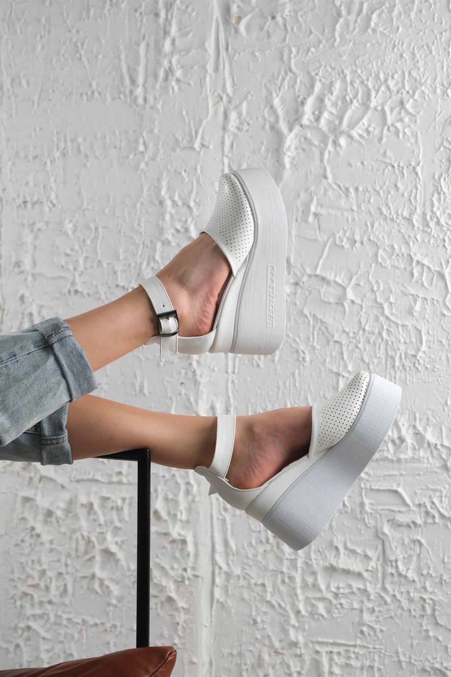 Modanizm Dammed Beyaz Sandalet