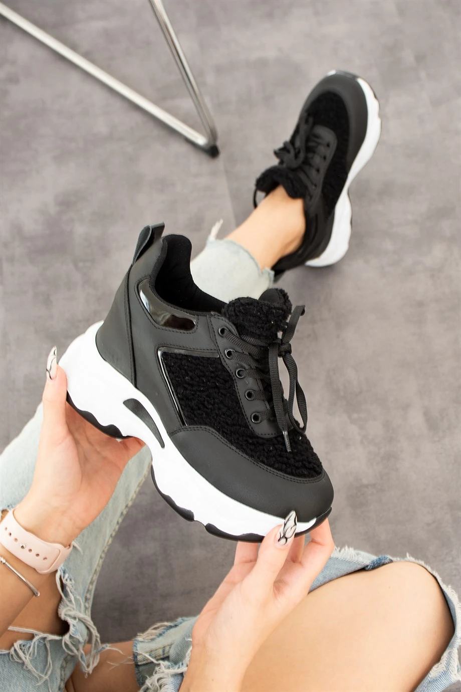 Modanizm Addie Gizli Topuklu Siyah Spor Ayakkabı