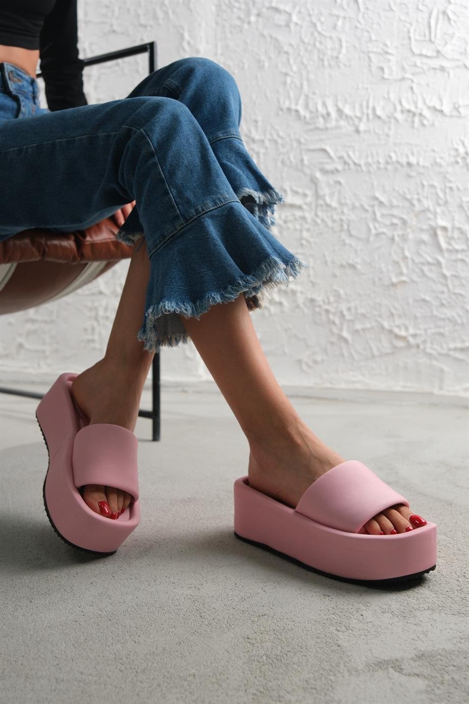 Modanizm Yolandi Pudra Terlik