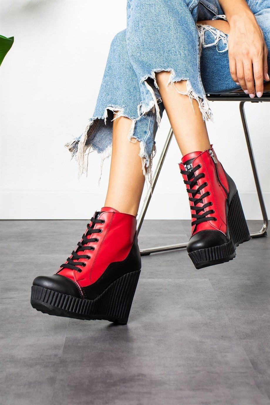 Stacy Kırmızı Dolgu Topuklu Bot