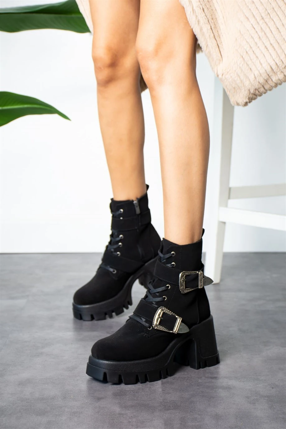 Junky Siyah Süet Bot