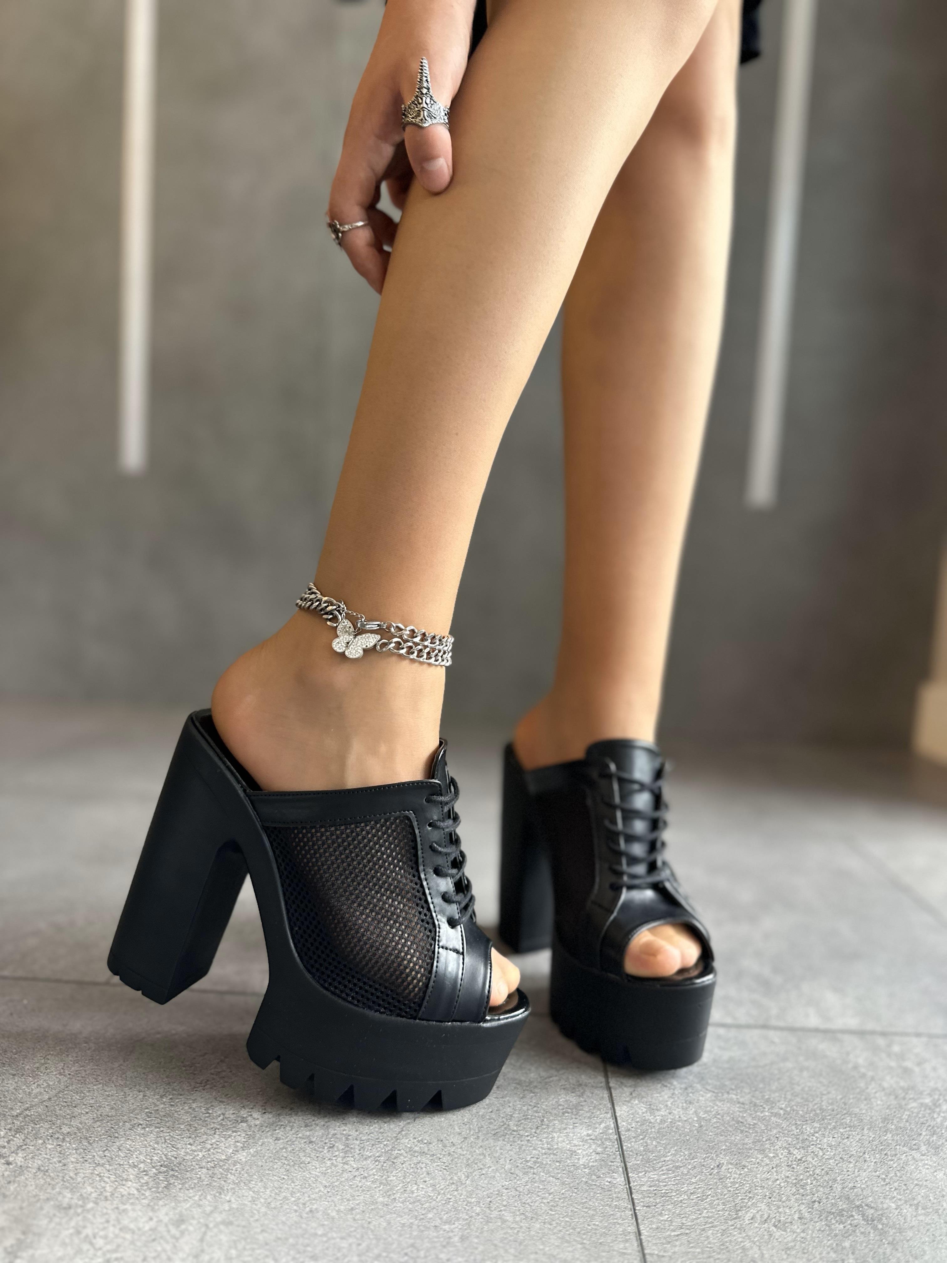 Modanizm Marston Siyah Topuklu Terlik