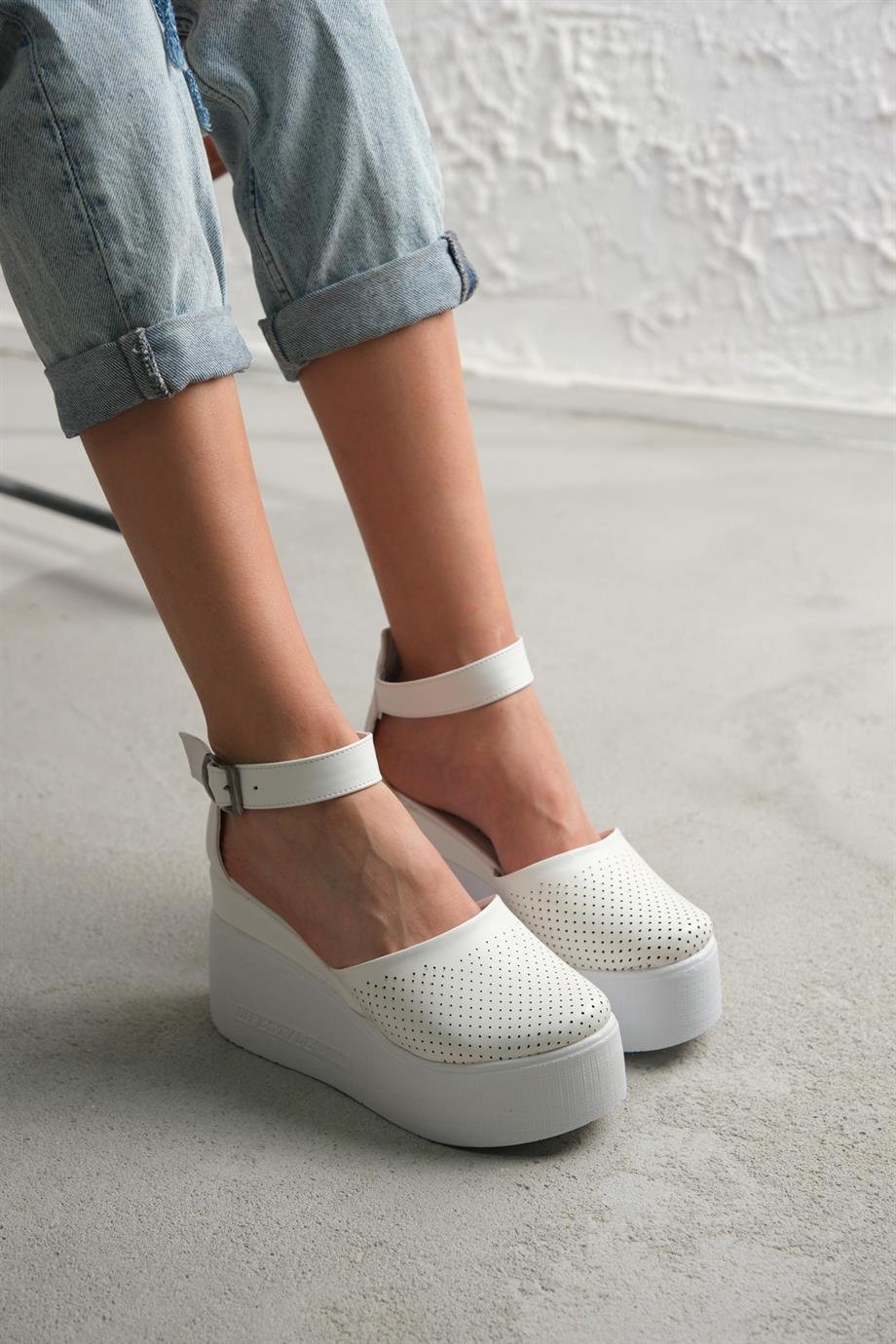 Modanizm Dammed Beyaz Sandalet