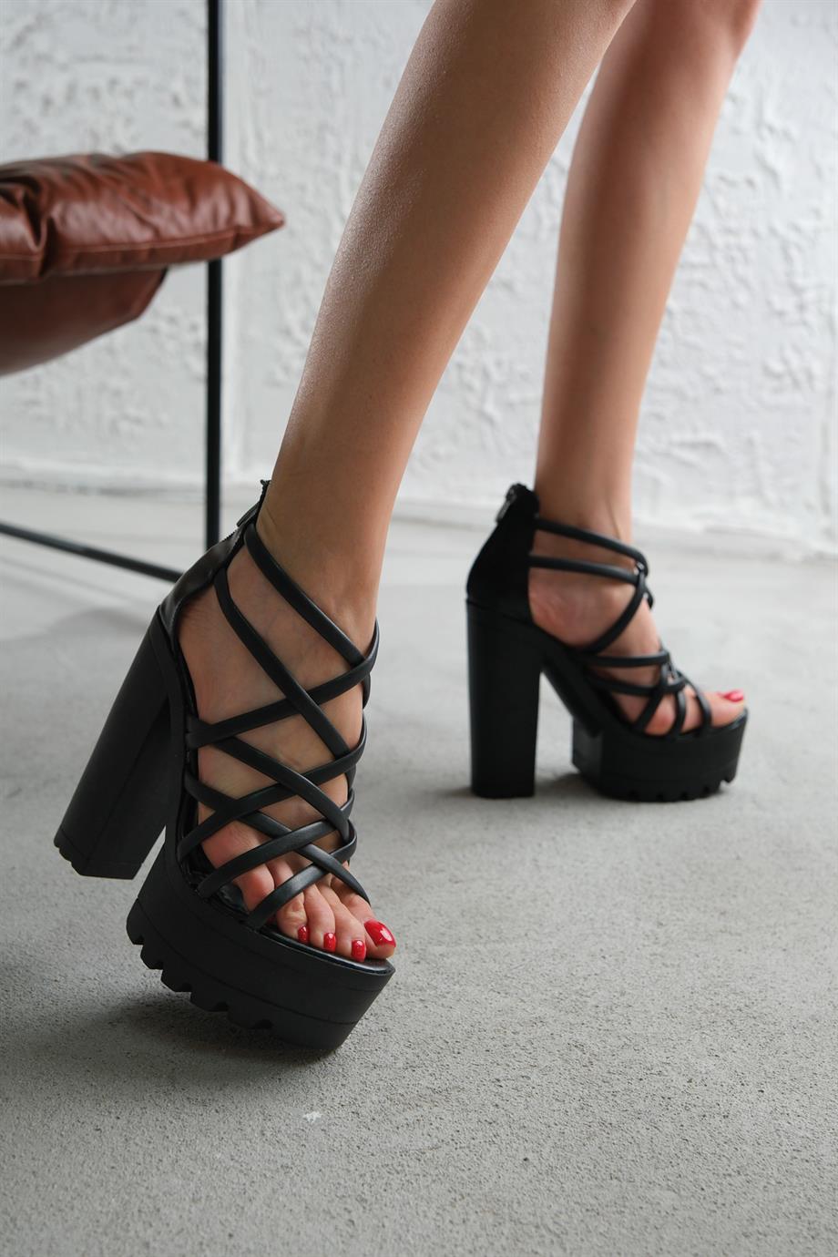 Modanizm Ashley Siyah Topuklu Ayakkabı