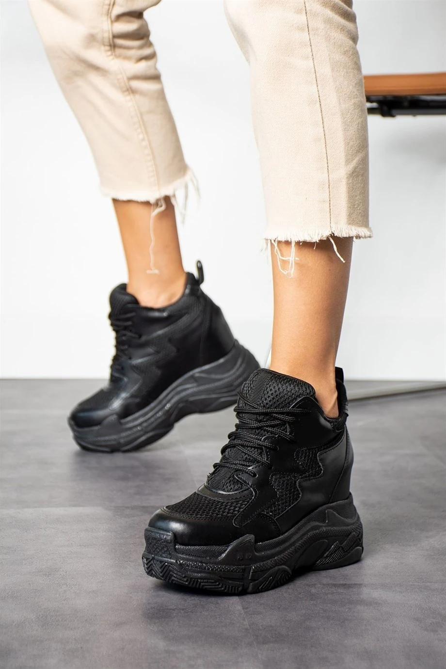 Vavy Gizli Topuklu Spor Ayakkabı