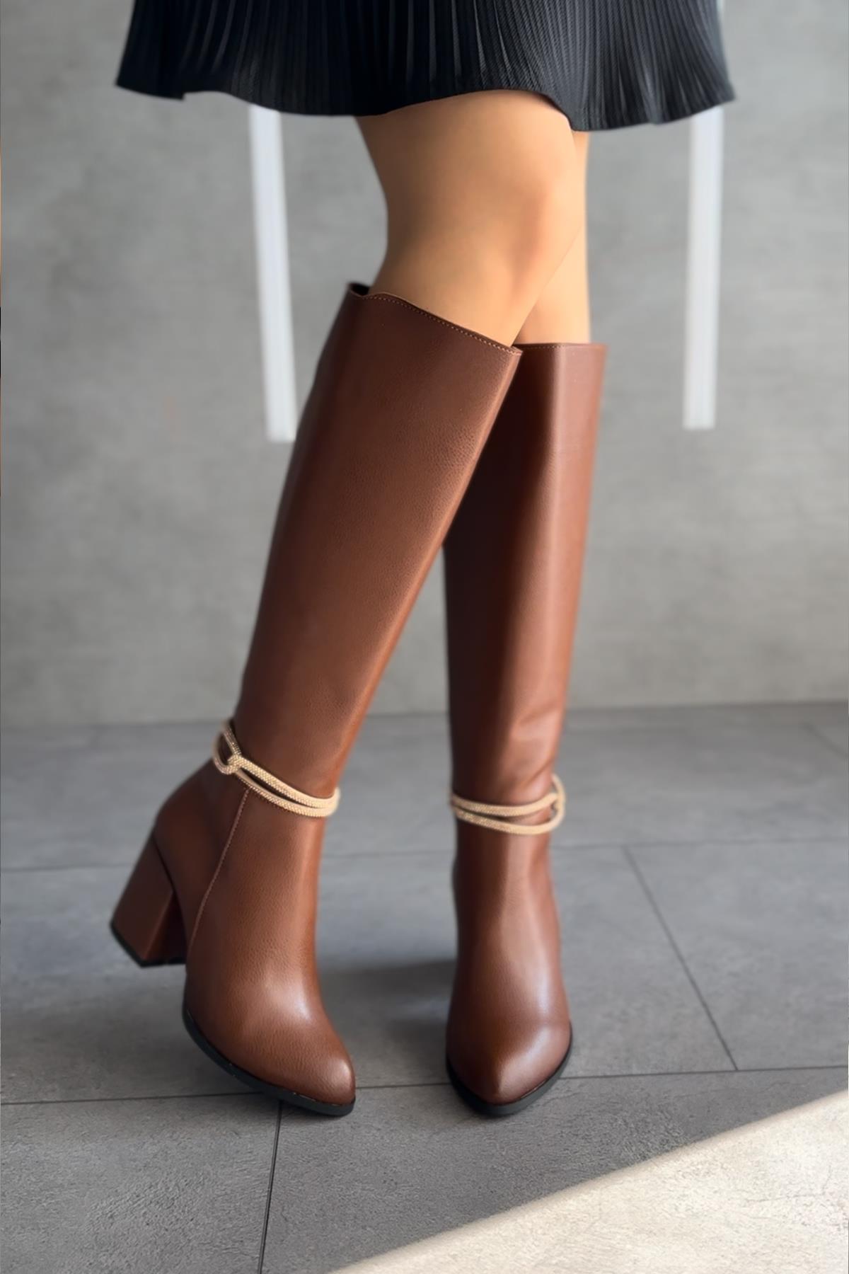 Modanizm Petty Kahverengi Çizme