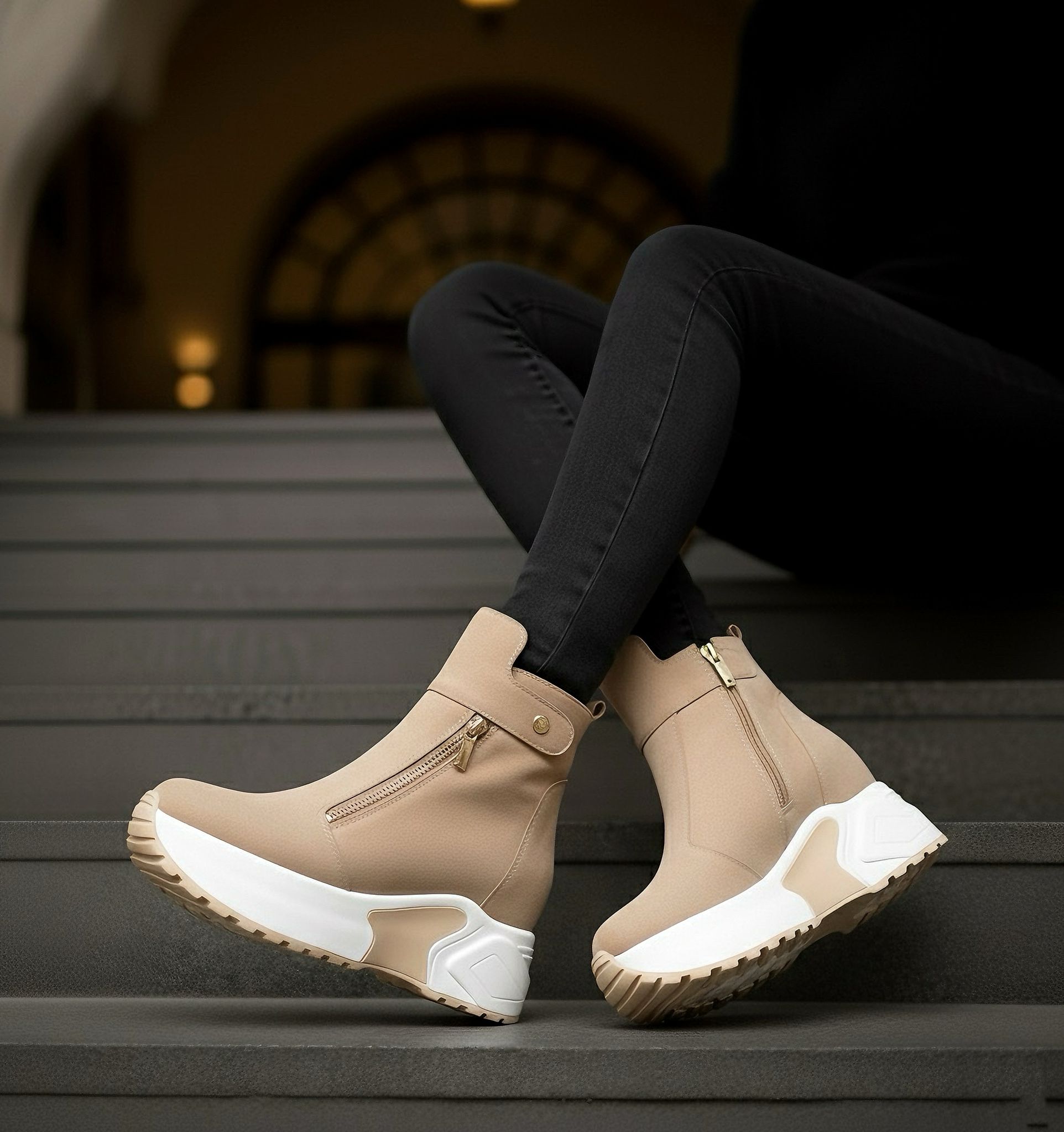 Corviah  Dolgu Topuklu Spor Bot - Krem Süet