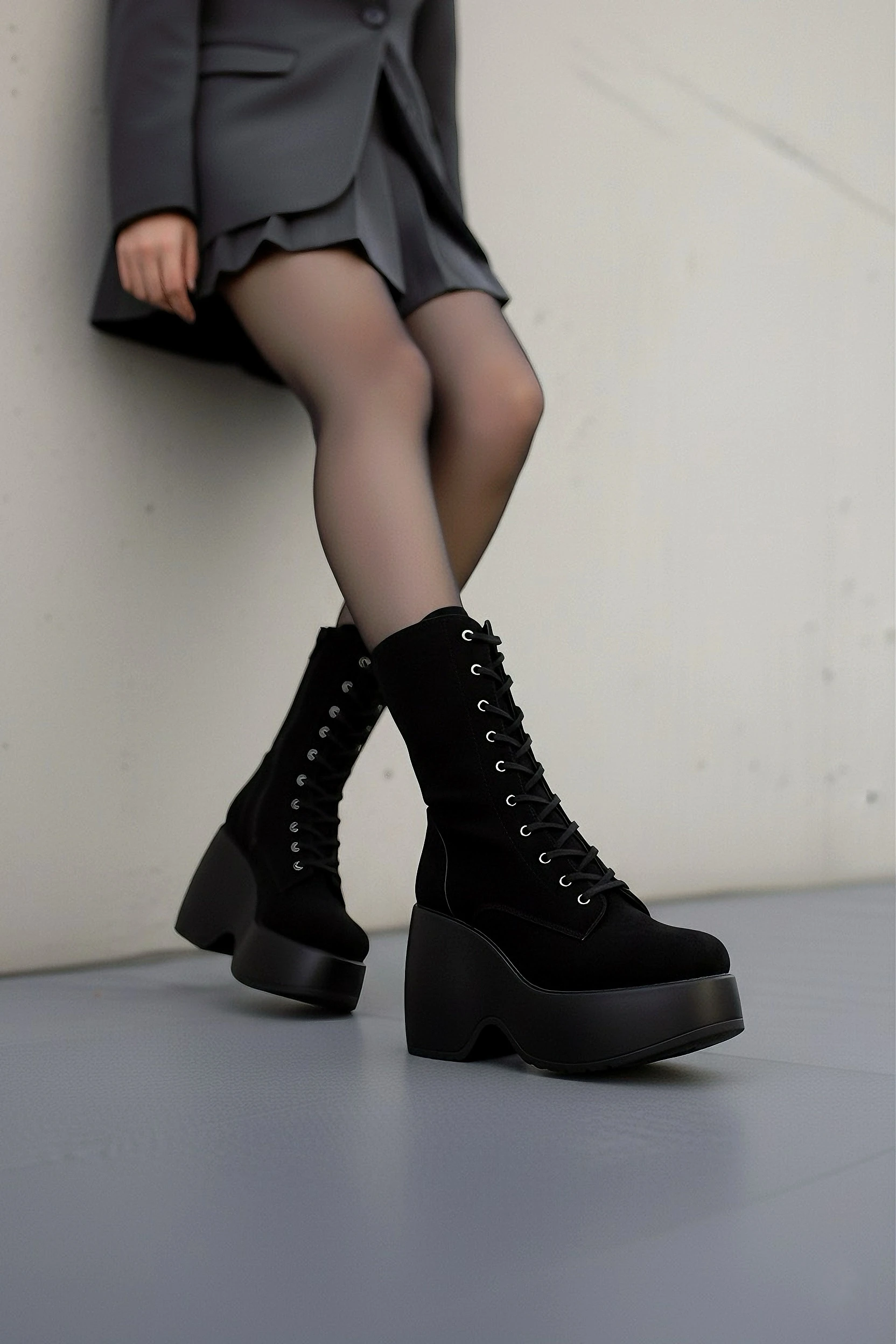 Modanizm Zasha Siyah Süet Bot