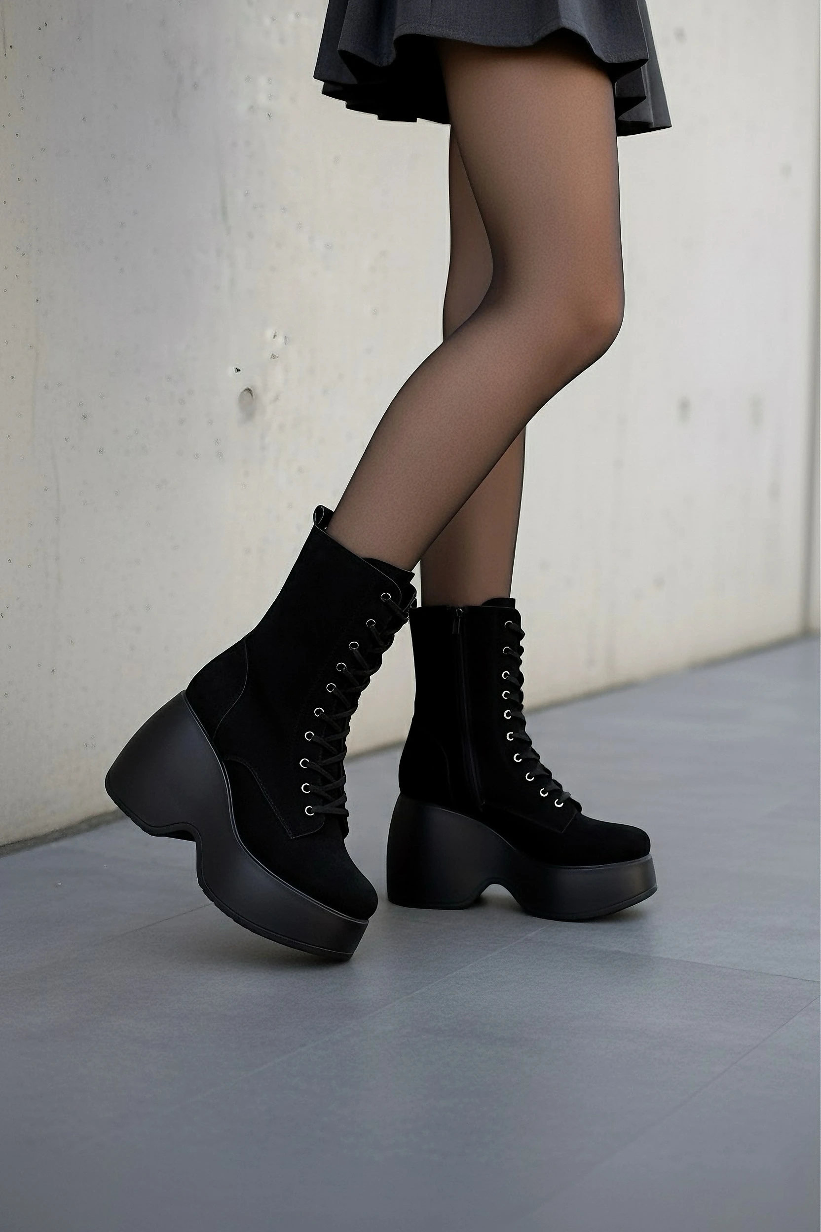 Modanizm Zasha Siyah Süet Bot