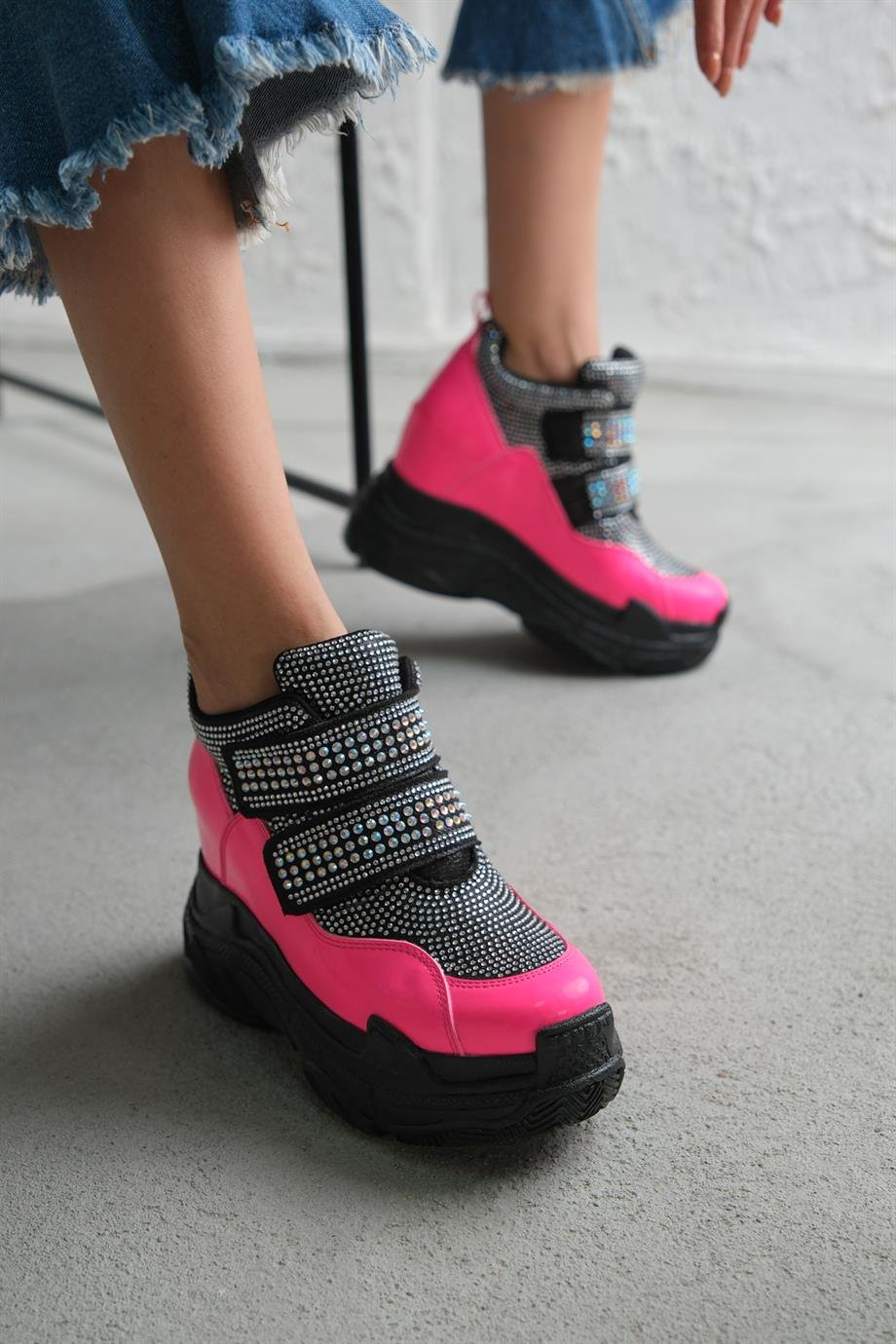 Modanizm Luci Gizli Topuklu Pembe Spor Ayakkabı