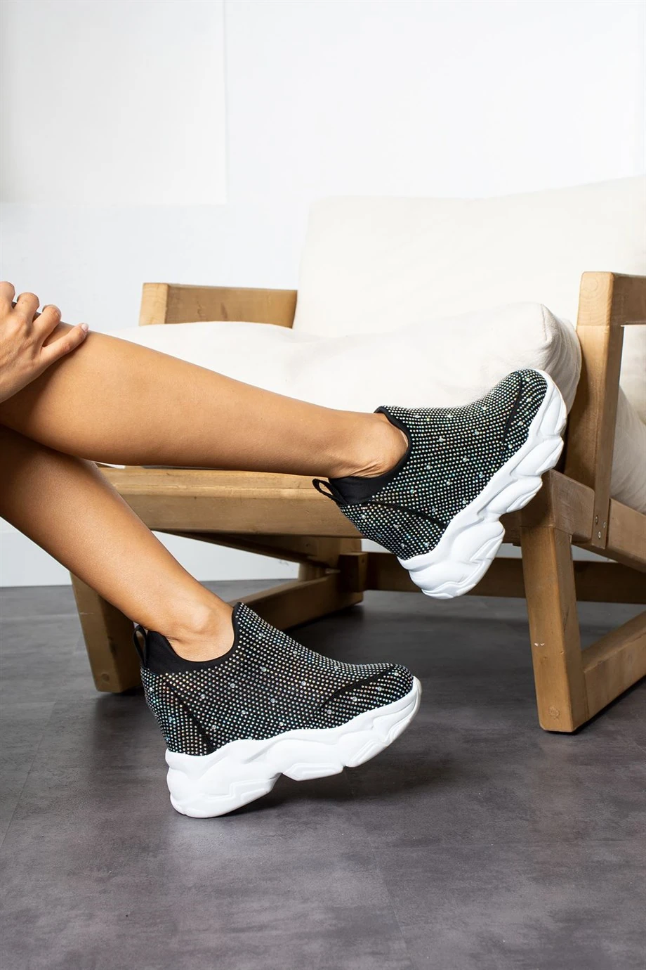 Lola Siyah Gizli Topuklu Spor Ayakkabı