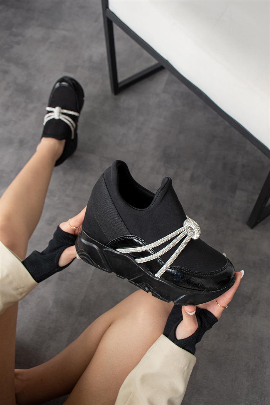 Modanizm Gloria Gizli Topuklu Siyah Spor Ayakkabı