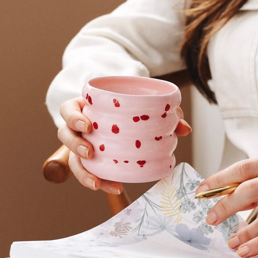 Victoria Pink Mug