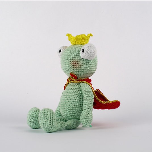 Amigurumi Örgü Bebek Çocuk Doğal Oyun Arkadaşı Oyuncak Kurbağa Prens