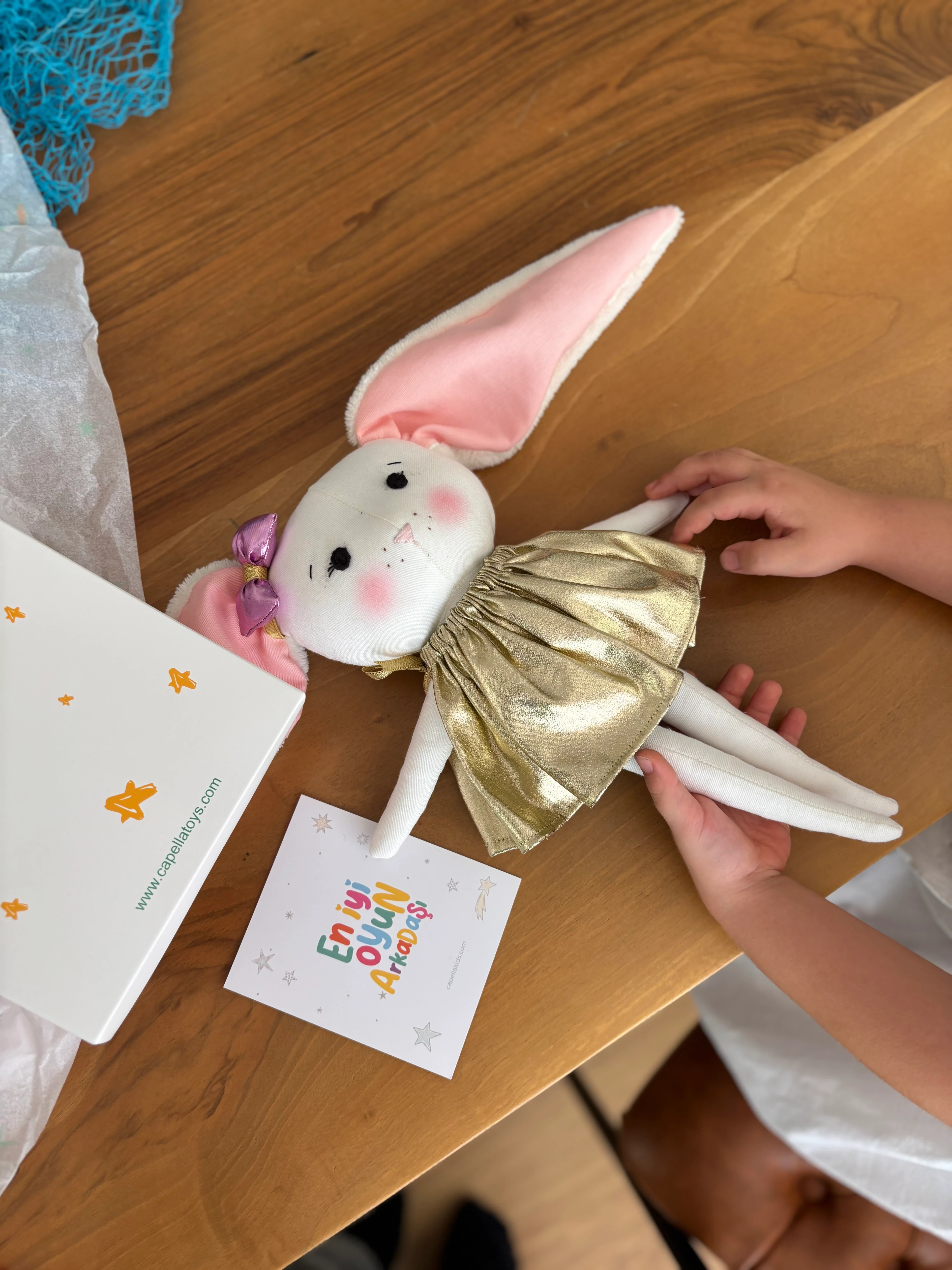 El Yapımı %100 Pamuk Bez Bebek Tavşan Tofi Hediye Kutulu