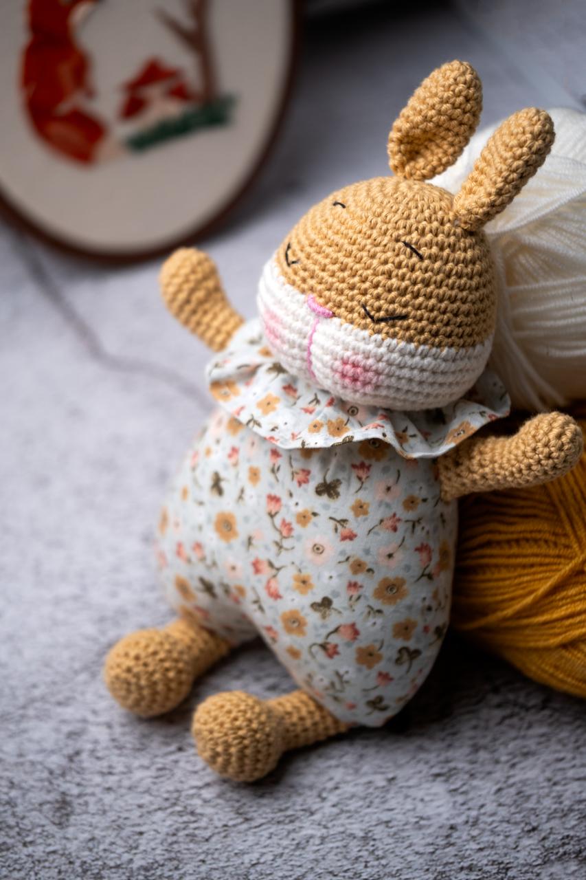 Amigurumi Örgü Bebek Çocuk Oyun ve Uyku Arkadaşı Tavşan Lui