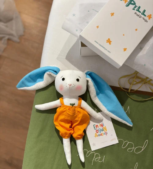 El Yapımı %100 Pamuk Bez Bebek Tavşan Tafi Hediye Kutulu
