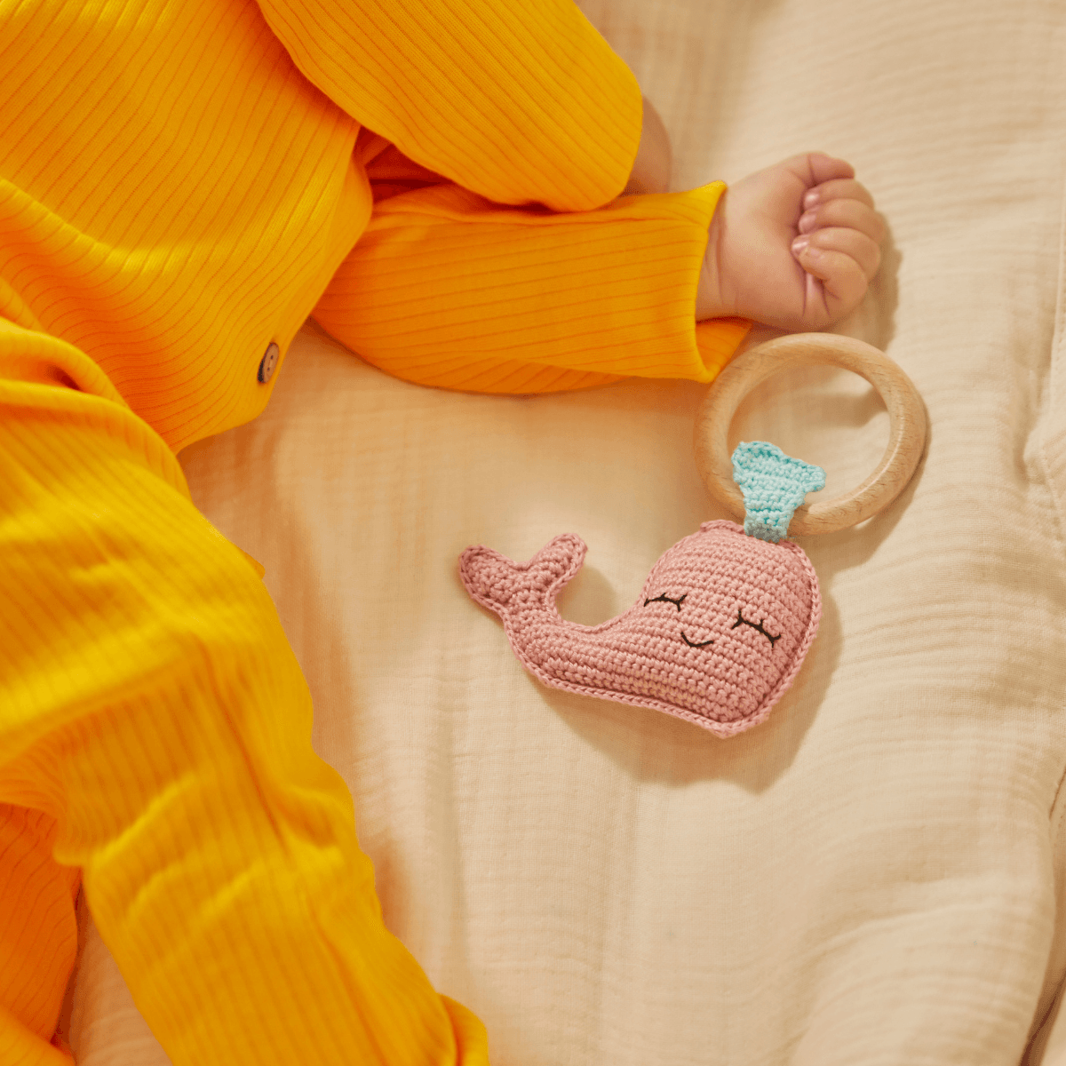 Doğal Bebek Örgü Amigurumi Diş Kaşıyıcı Yunus Pembe 9-12 Ay