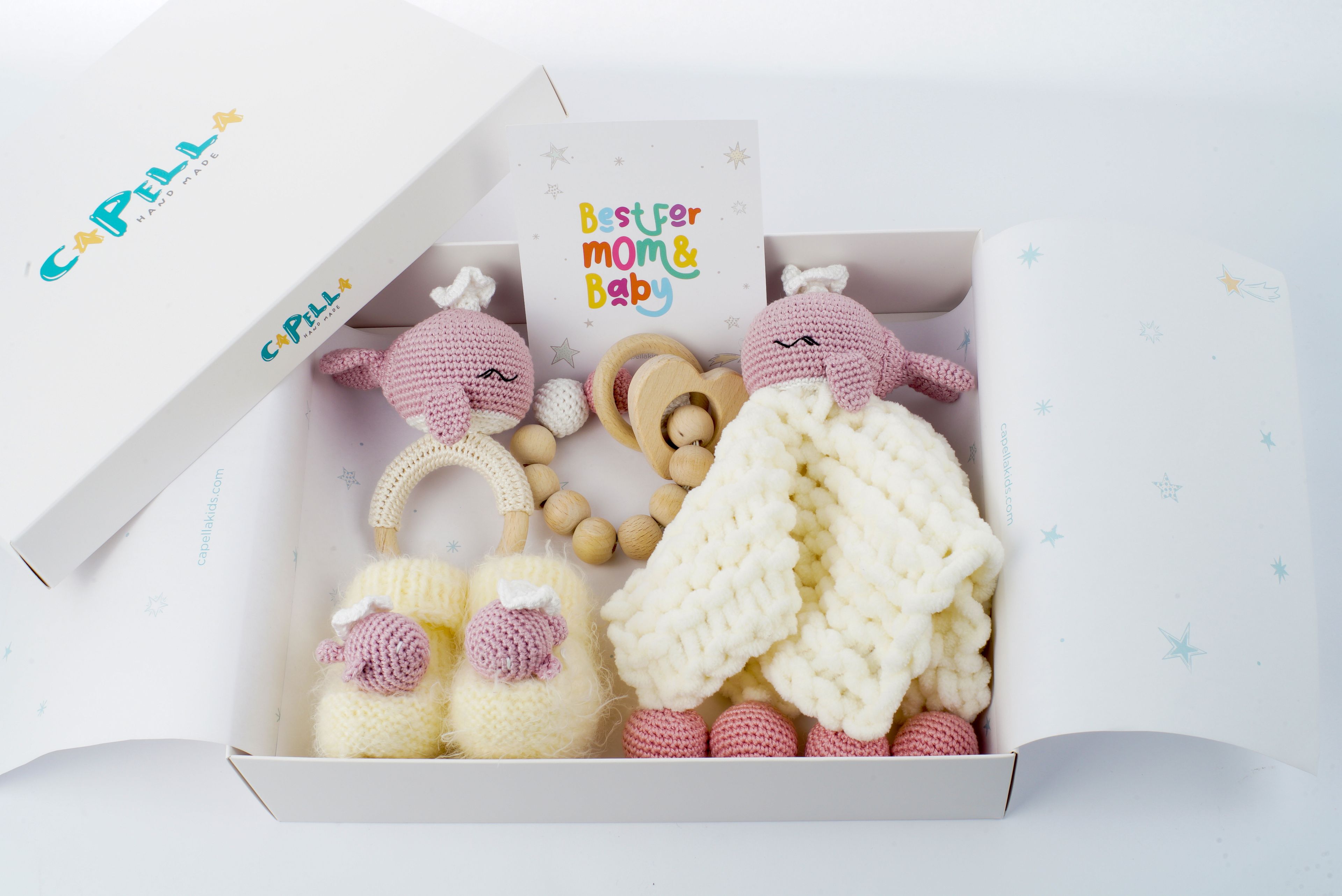 Yenidoğan Natural Bebek Amigurumi Hediyelik Set Pembe Balina Diş Kaşıyıcılı Uyku Arkadaşı, Bilezik ve Patik Seti
