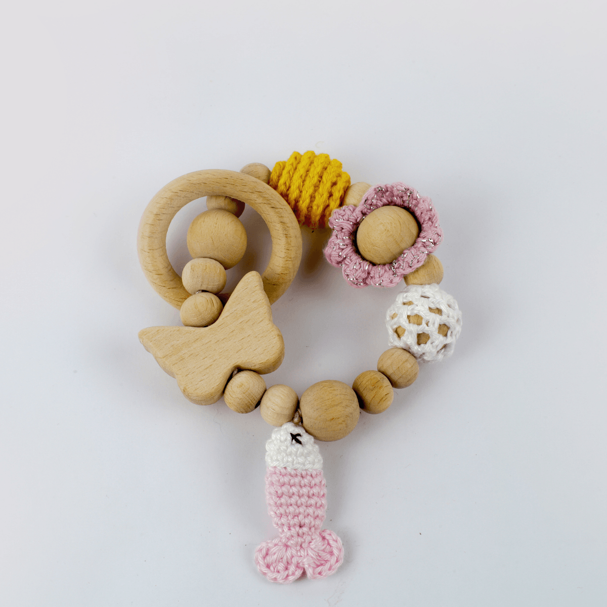 Yenidoğan Natural Bebek Amigurumi Hediyelik Set Pembe Penguen Oyun Arkadaşı, Bilezik ve Müslin Seti