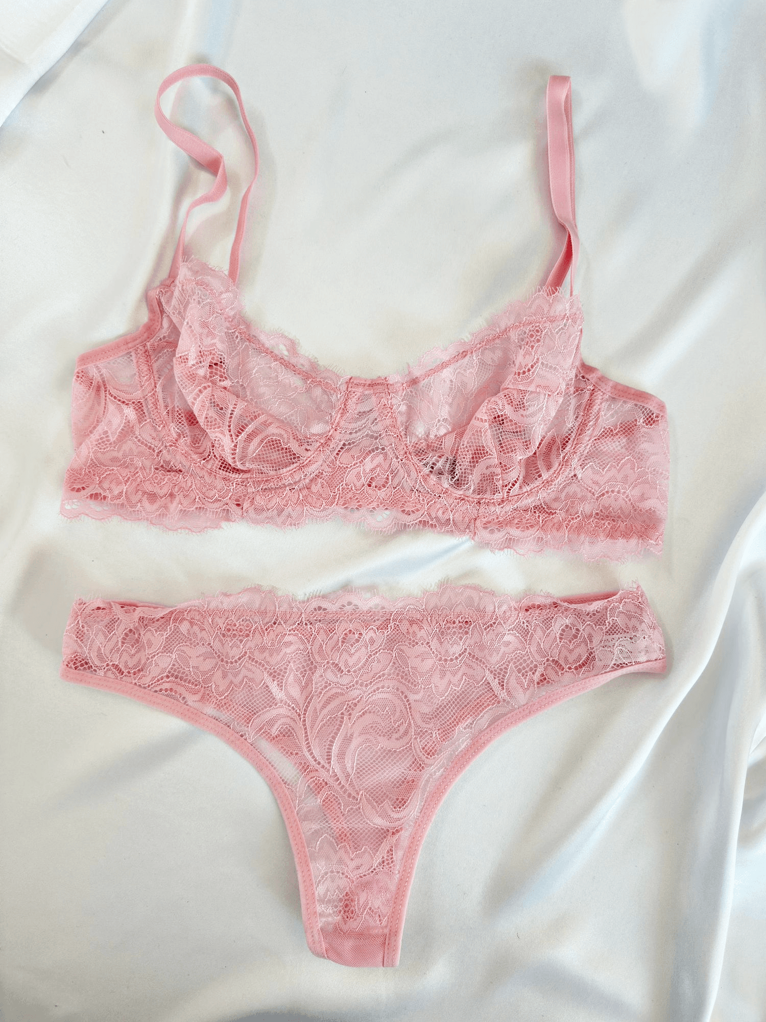 PEMBE RENK TÜL DETAYLI ÇİÇEK DESEN BRA SET