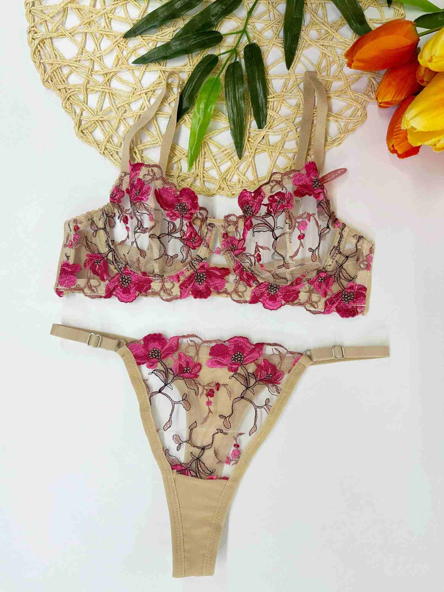 FUŞYA ÇİÇEK DESEN BRALET SET