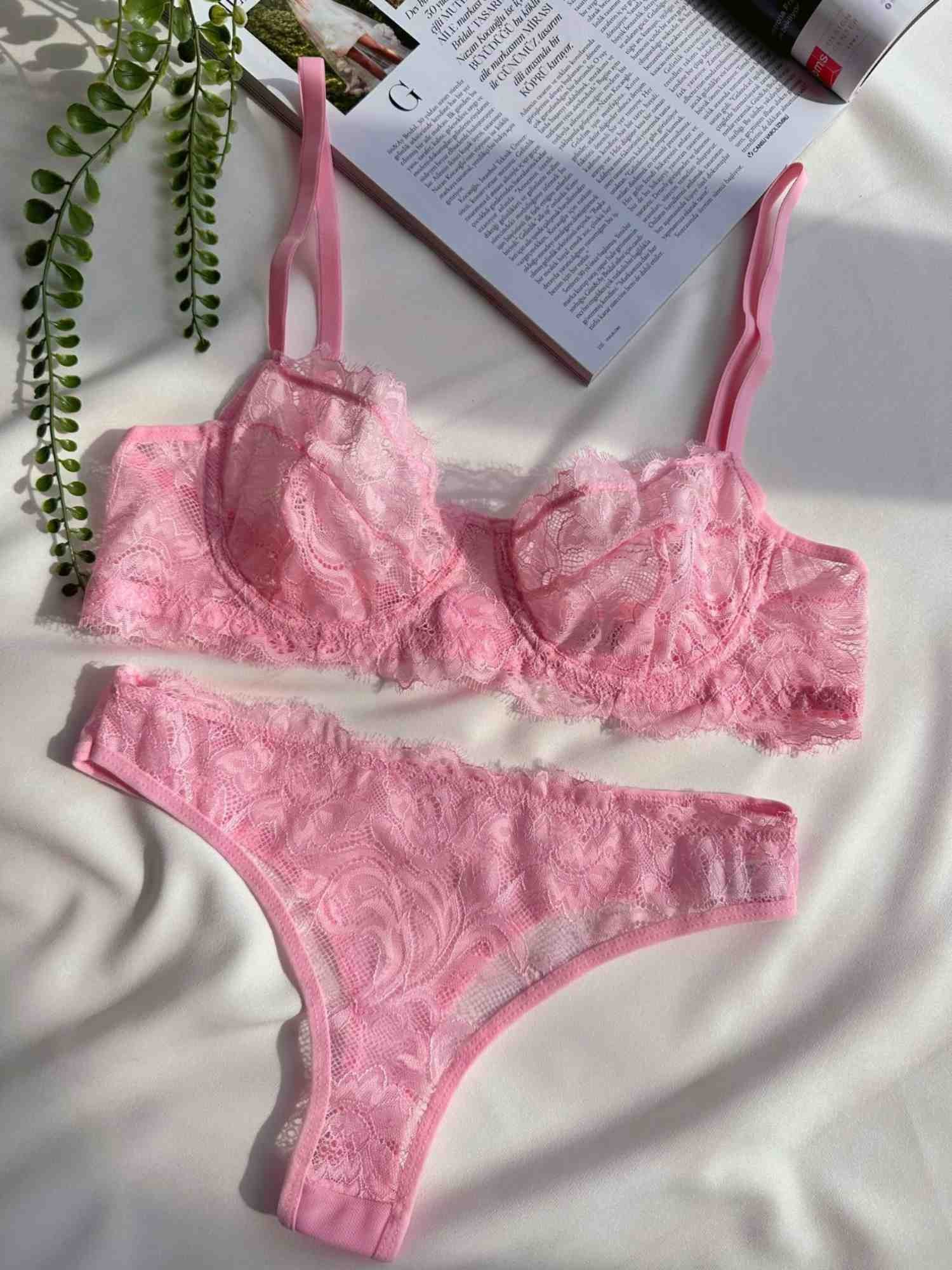 PEMBE RENK TÜL DETAYLI ÇİÇEK DESEN BRA SET