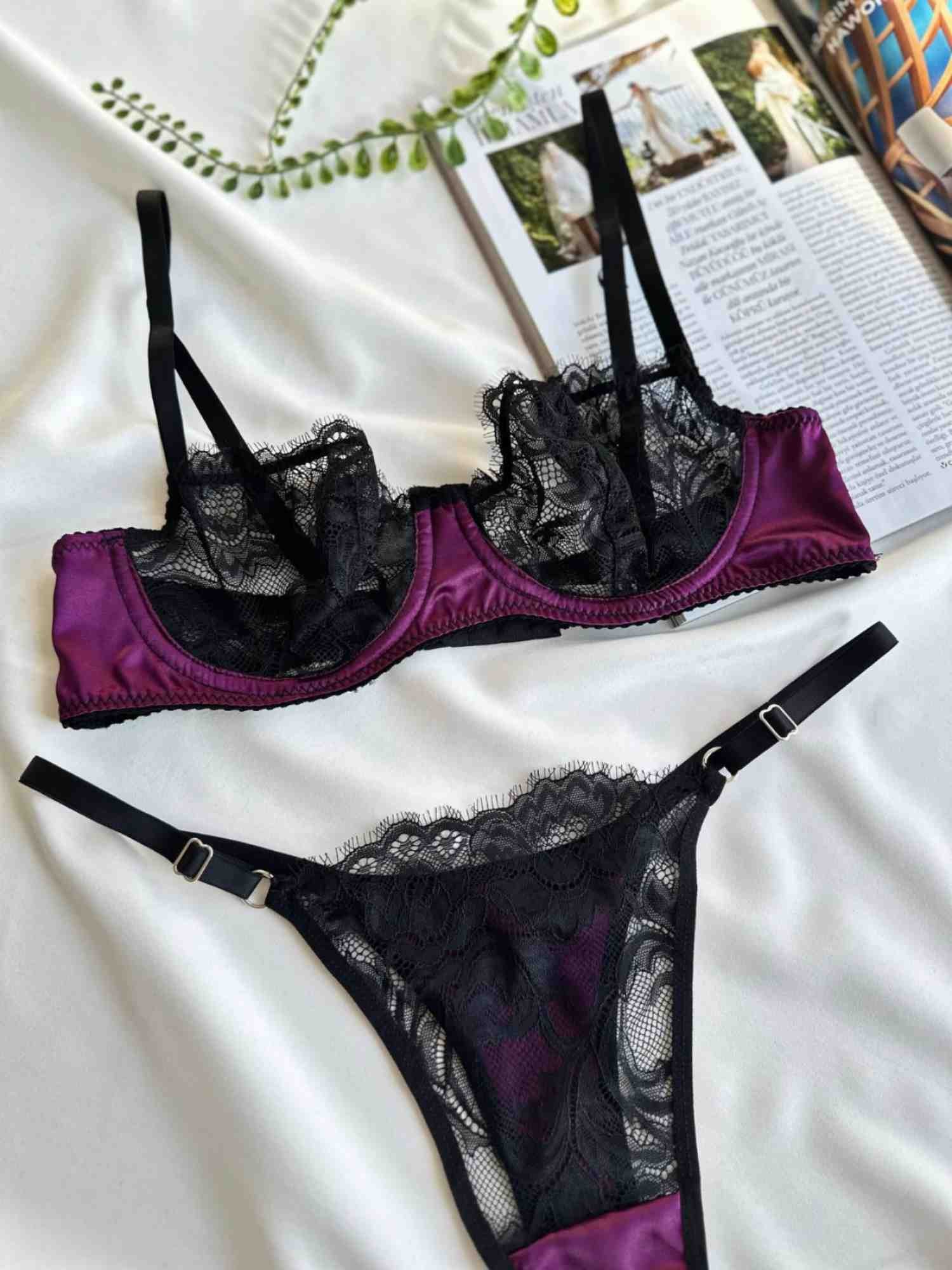 MÜRDÜM RENK DERİ DETAYLI SİYAH DANTELLİ BRA SET