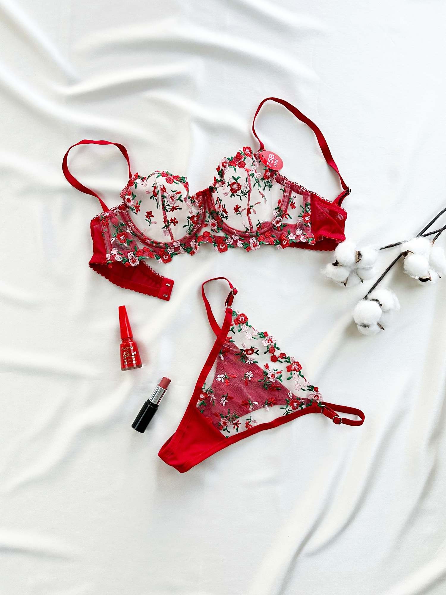 KIRMIZI ÇİÇEKLİ BRA SET