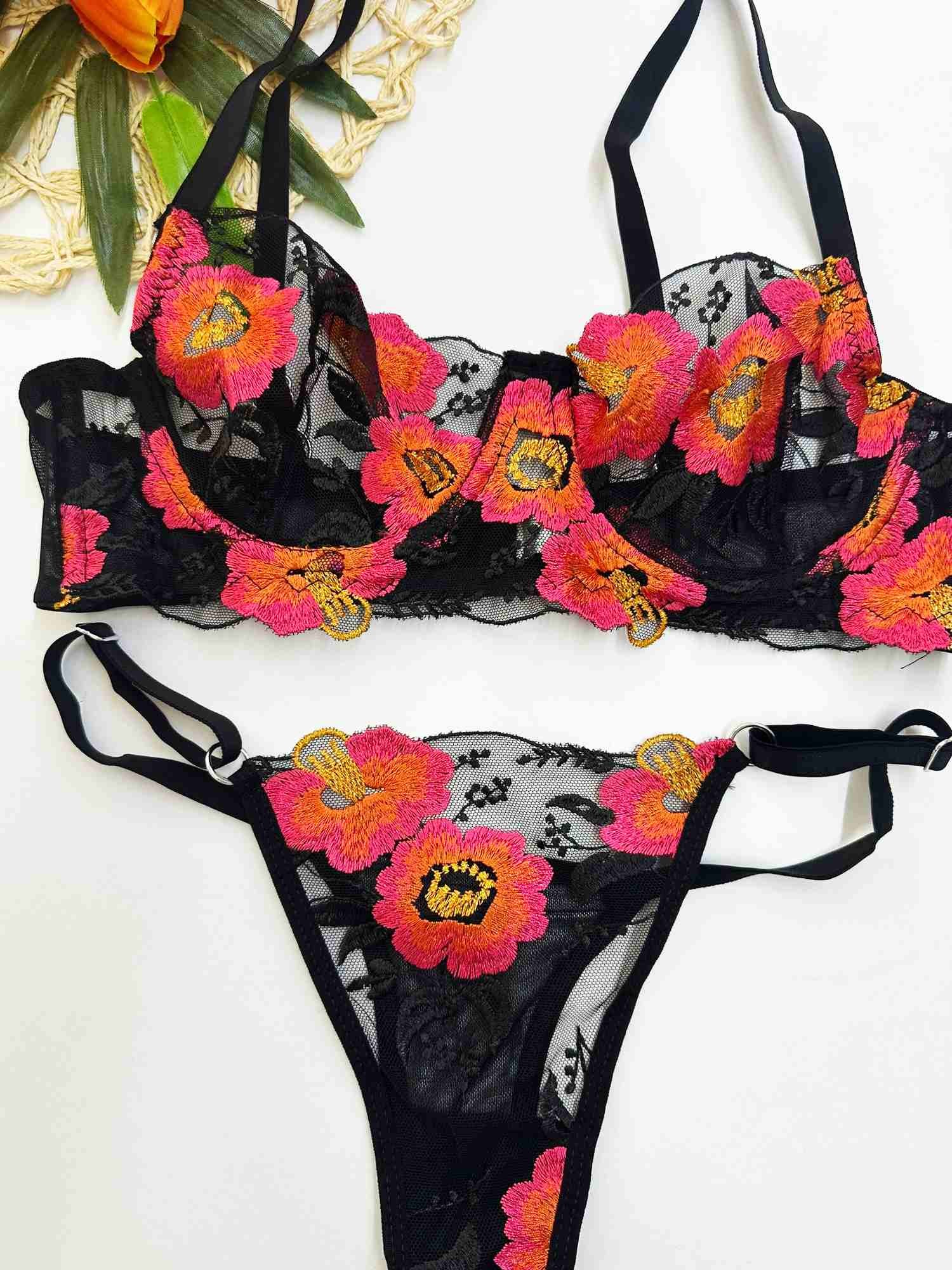 SİYAH PEMBE GELİNCİK BRA SET