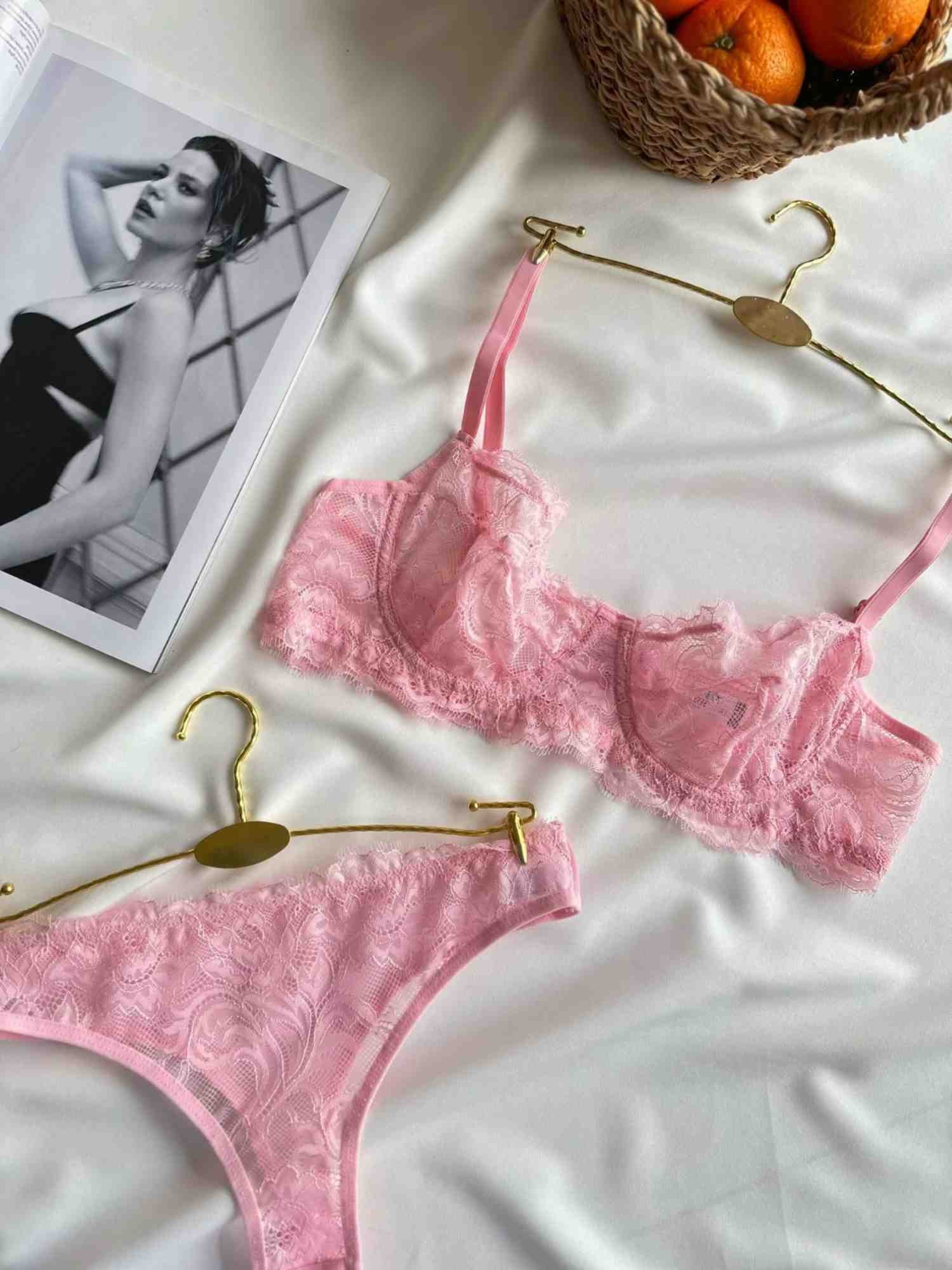 PEMBE RENK TÜL DETAYLI ÇİÇEK DESEN BRA SET