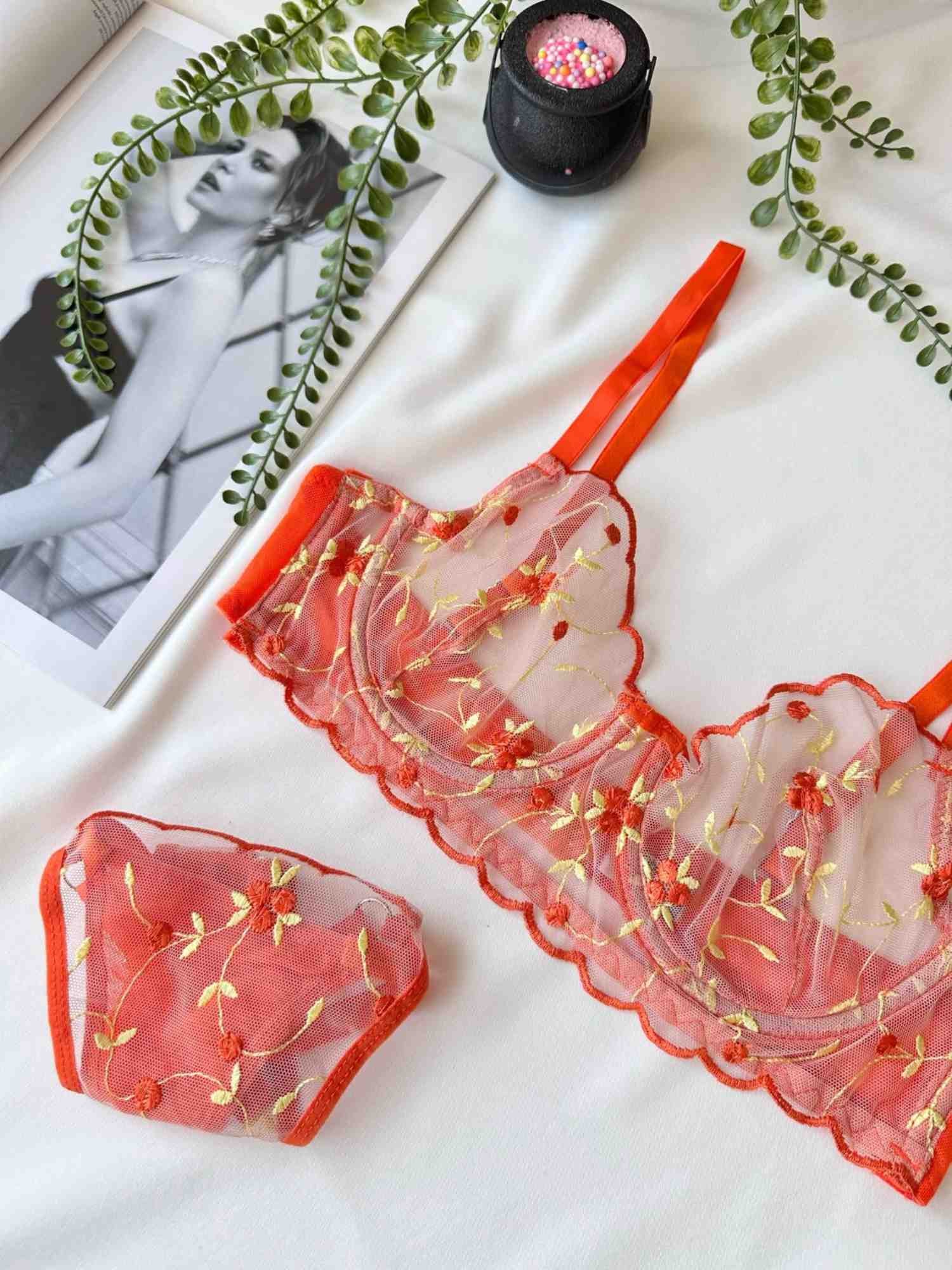 TURUNCU ÇITIR ÇİÇEK DESEN BRA SET