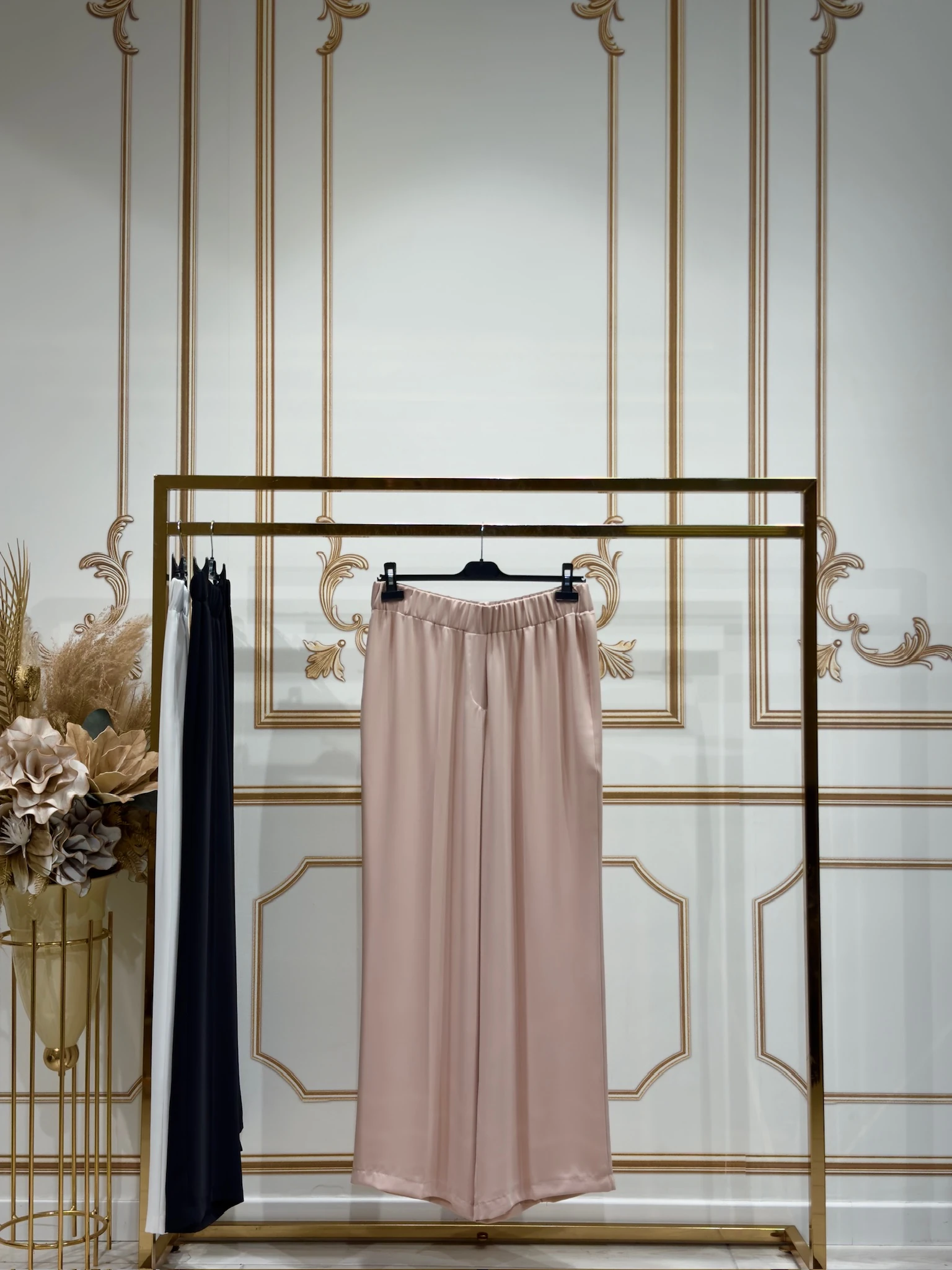 DIŞTAN KEMERLİ GENİŞ PAÇA PANTOLON