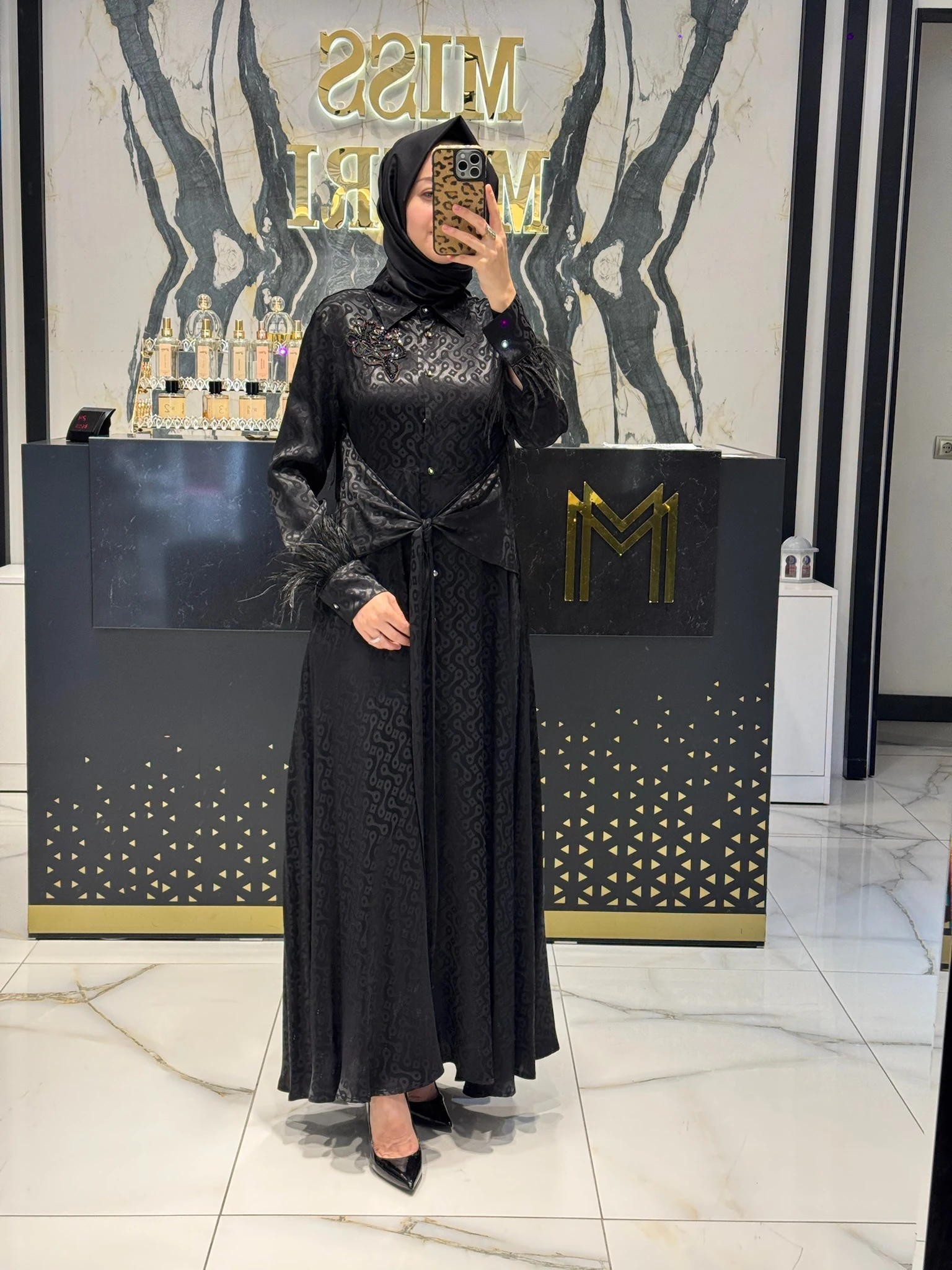 037251K-4000 ELBİSE