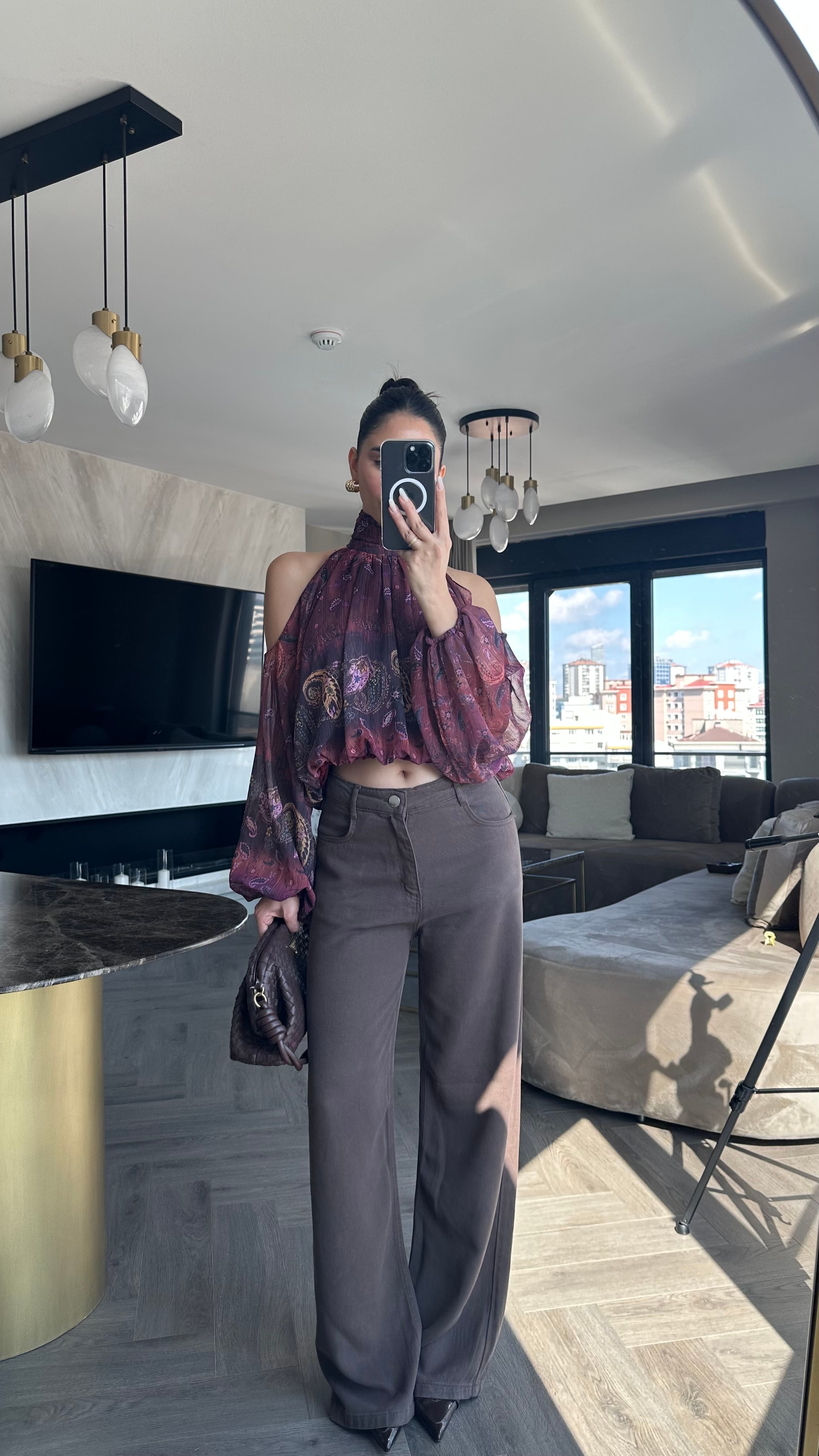 Omzu Açık Bluz Kahve