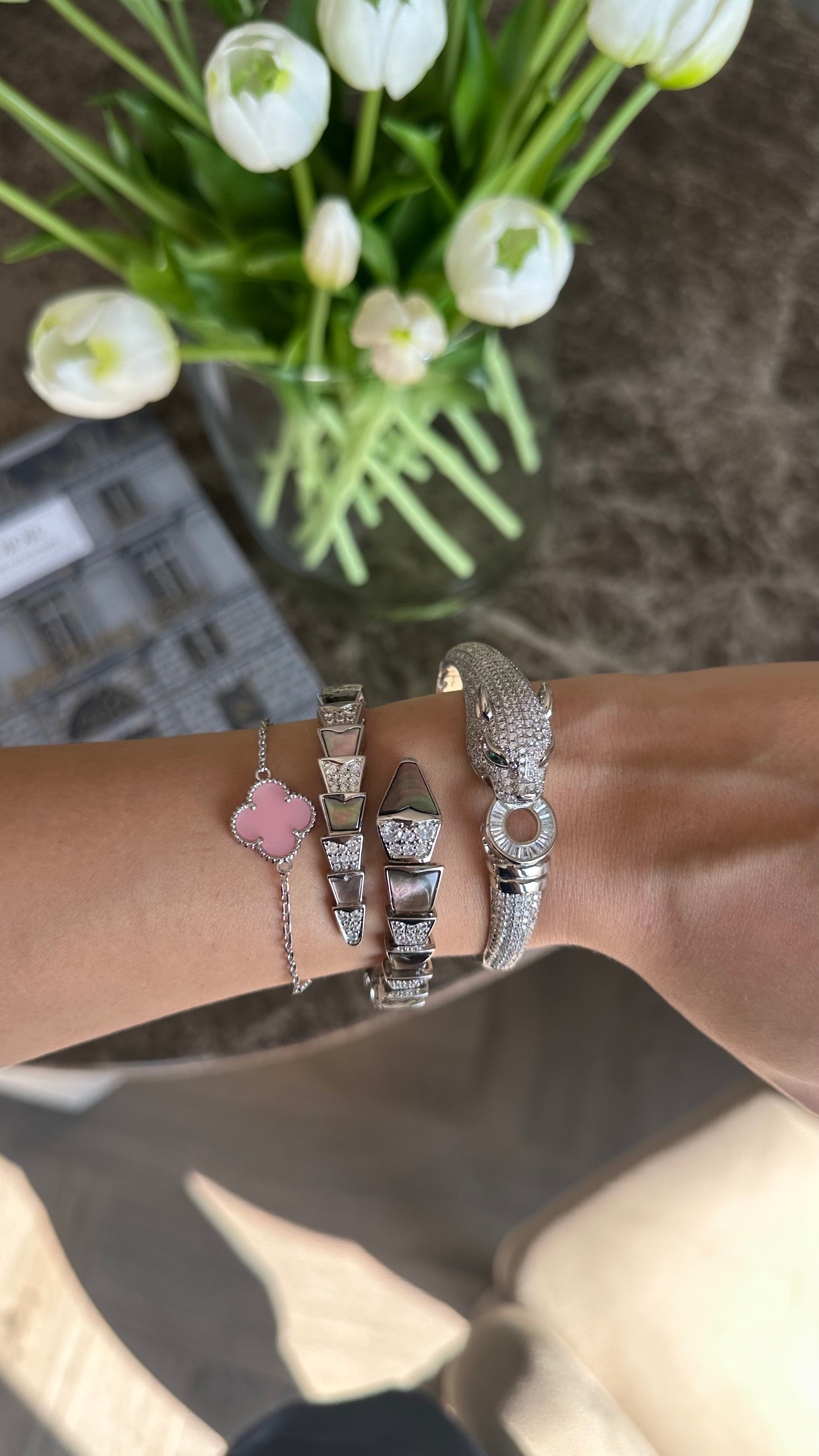 Bulgari Taşlı Panter Kelepçe Gümüş 