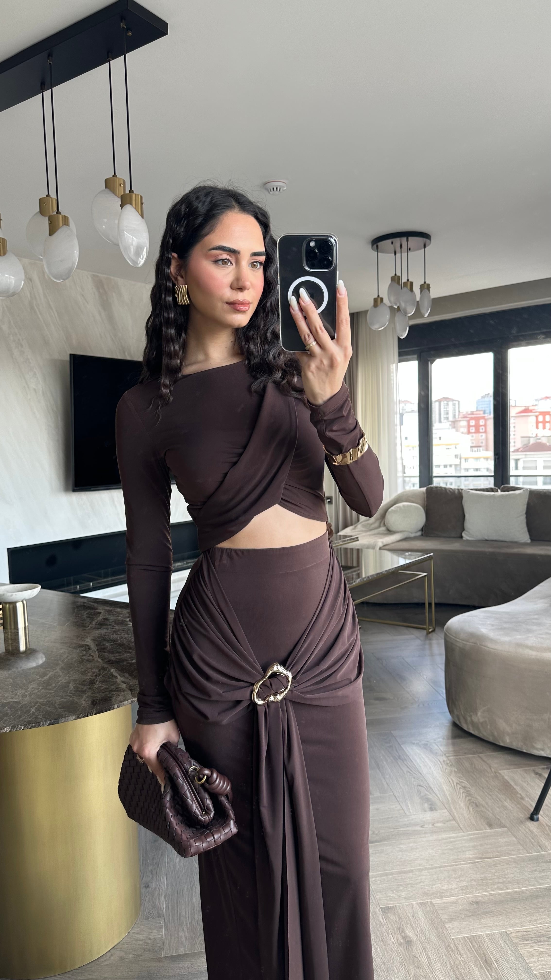 Crop Bluz Tokalı Etek Takım Kahve
