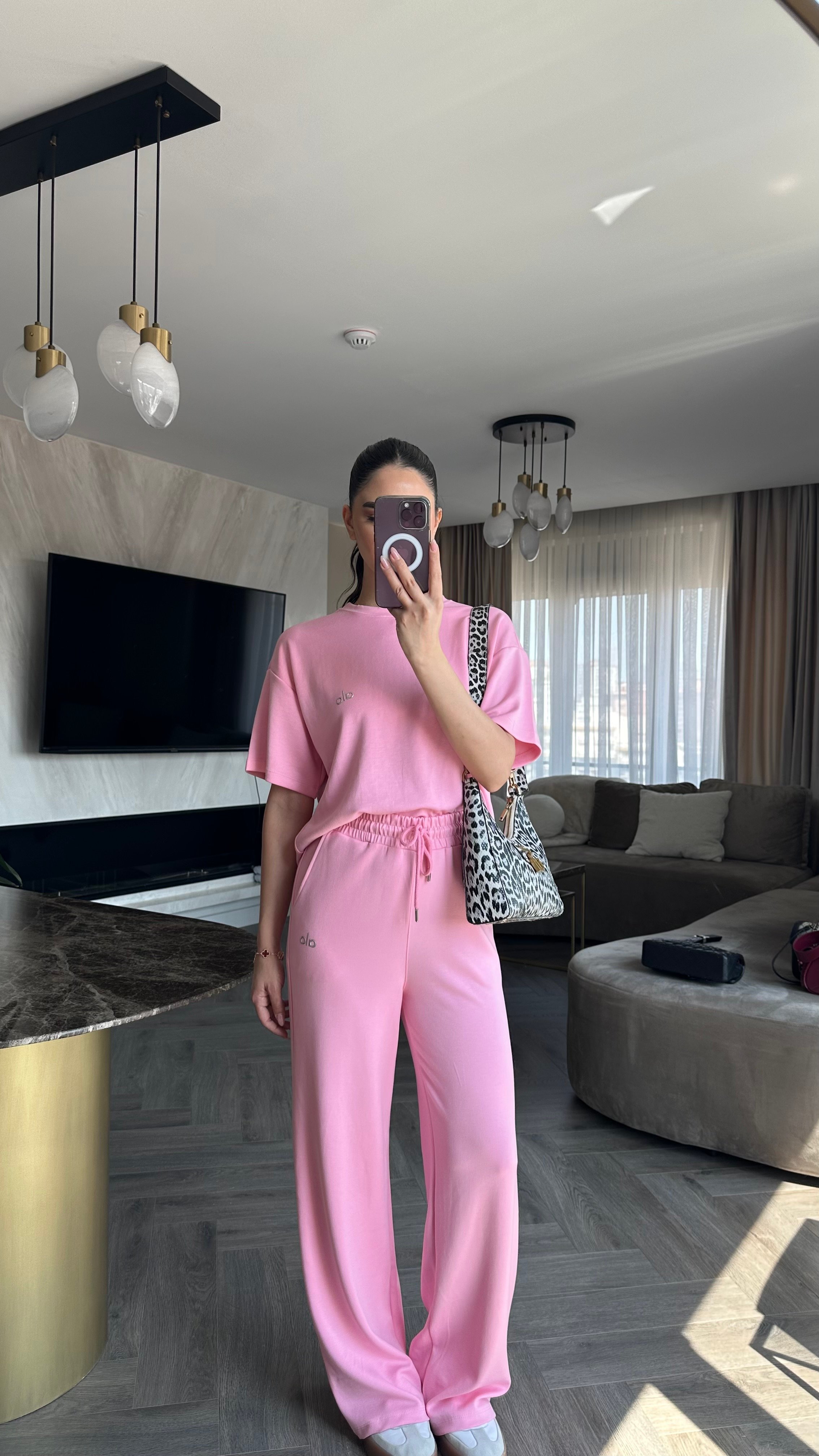 Alo Modal Takım Pembe