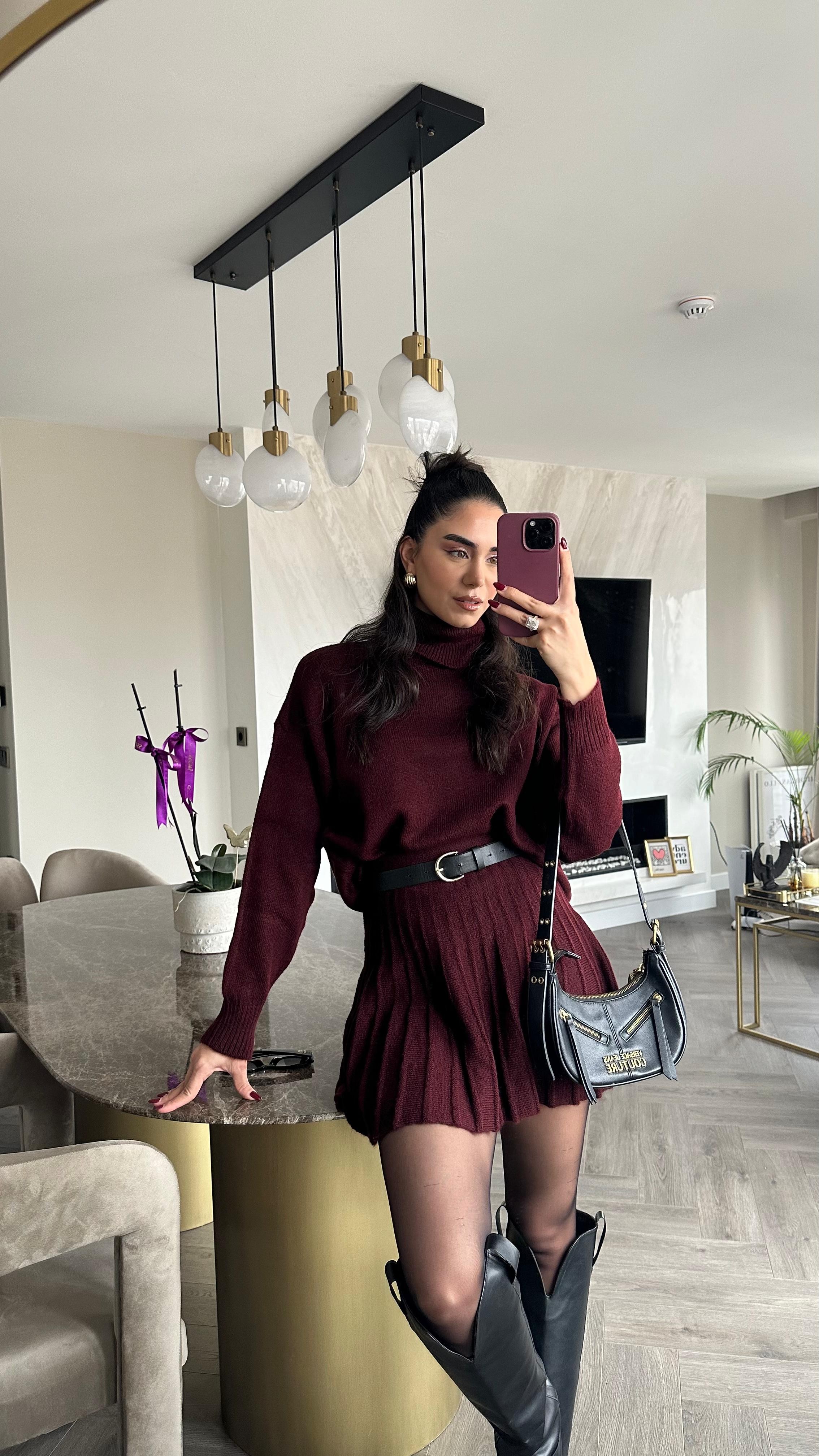 Boğazlı Kazak Fırfırlı Mini Etek Takım Bordo 