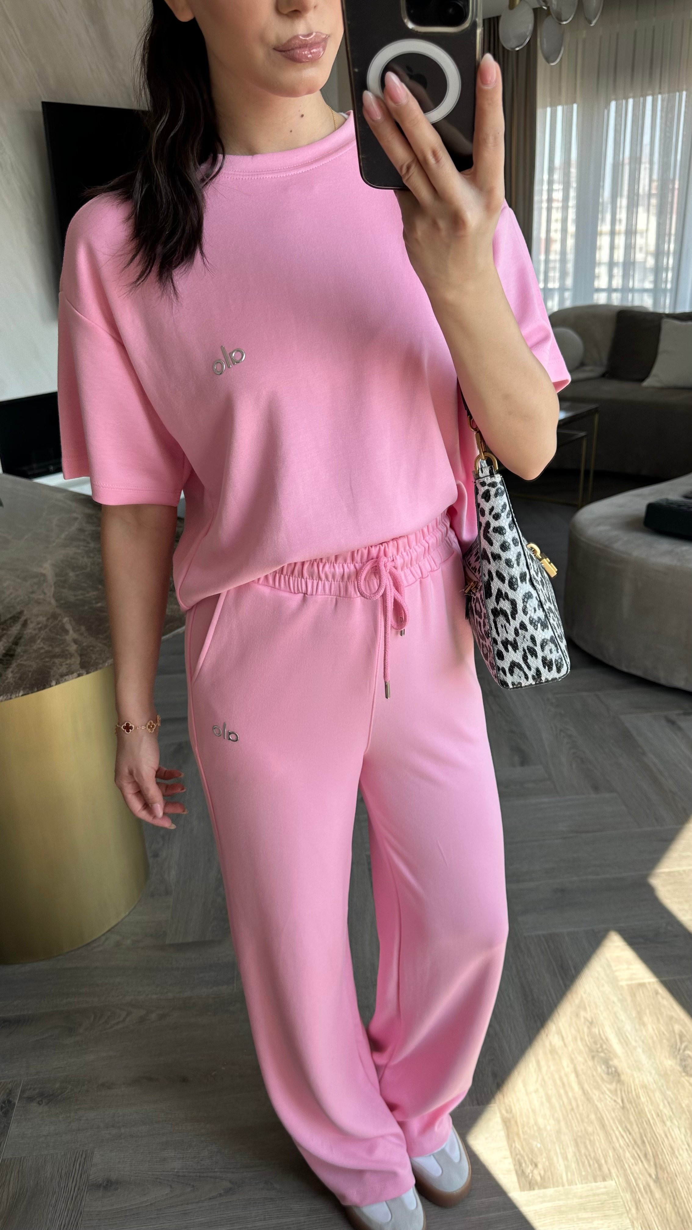 Alo Modal Takım Pembe
