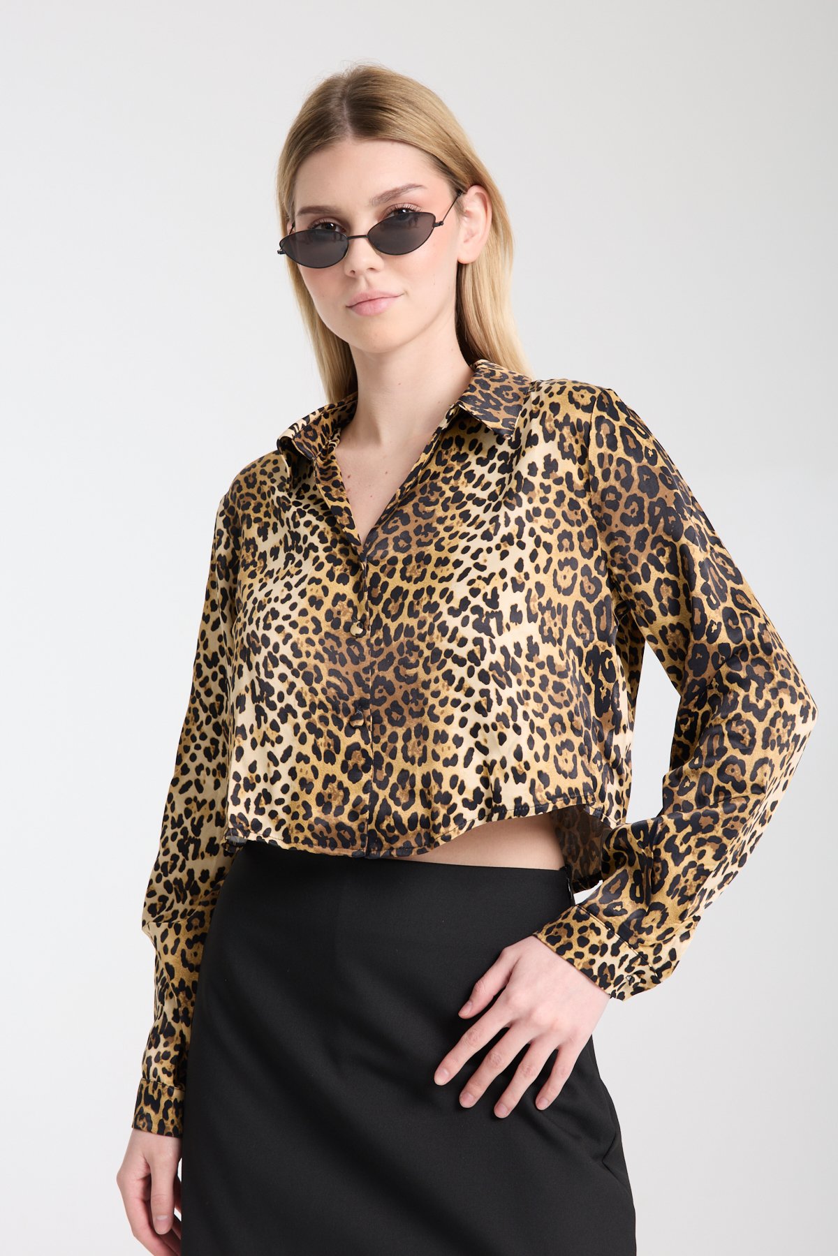 Leopar desenli saten gömlek